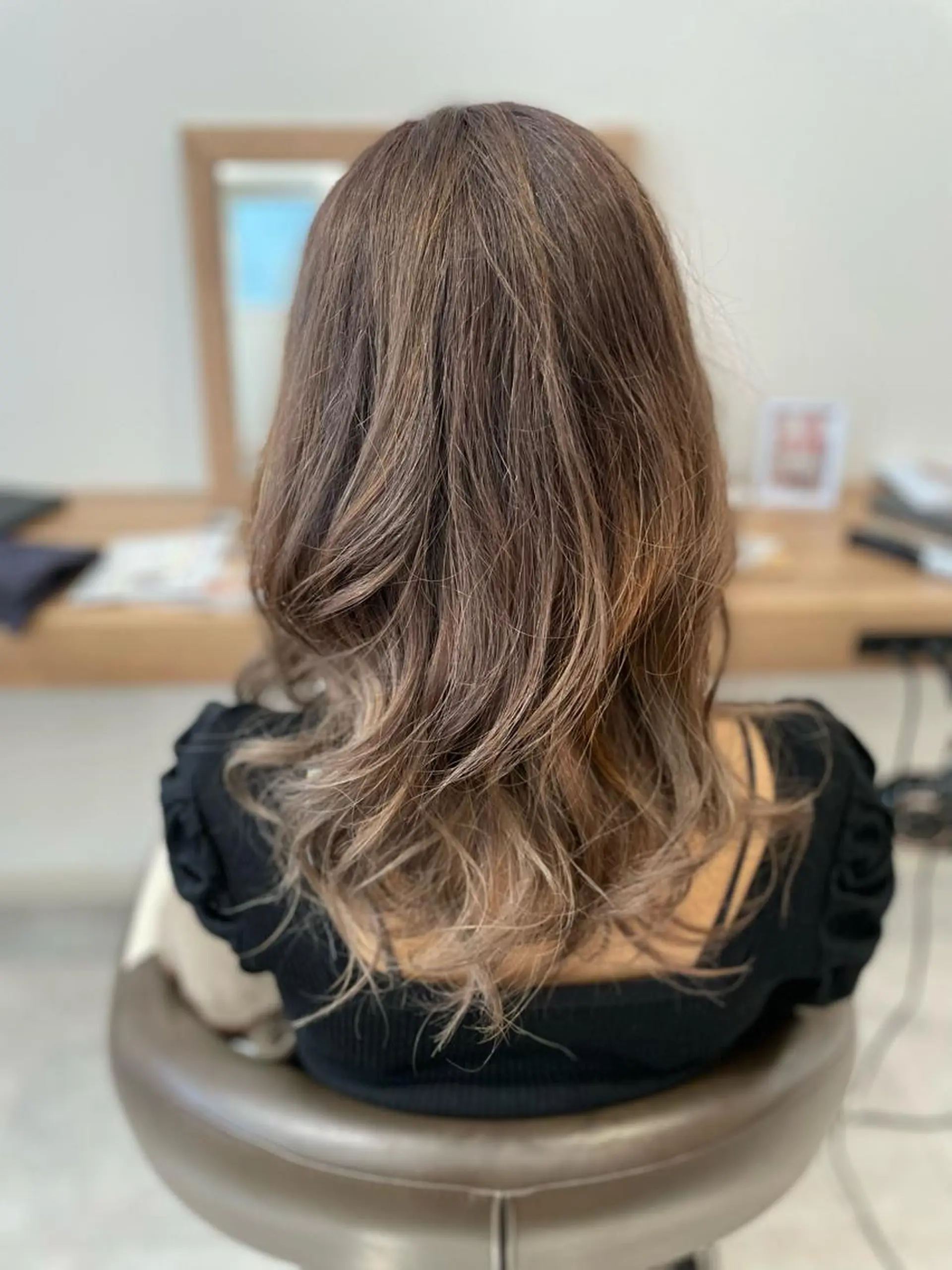 ロング カラー ブリーチ イルミナカラー 髪質改善 トリートメント riddle hair(駒生)所属・山越 美裕樹のヘアスタイル