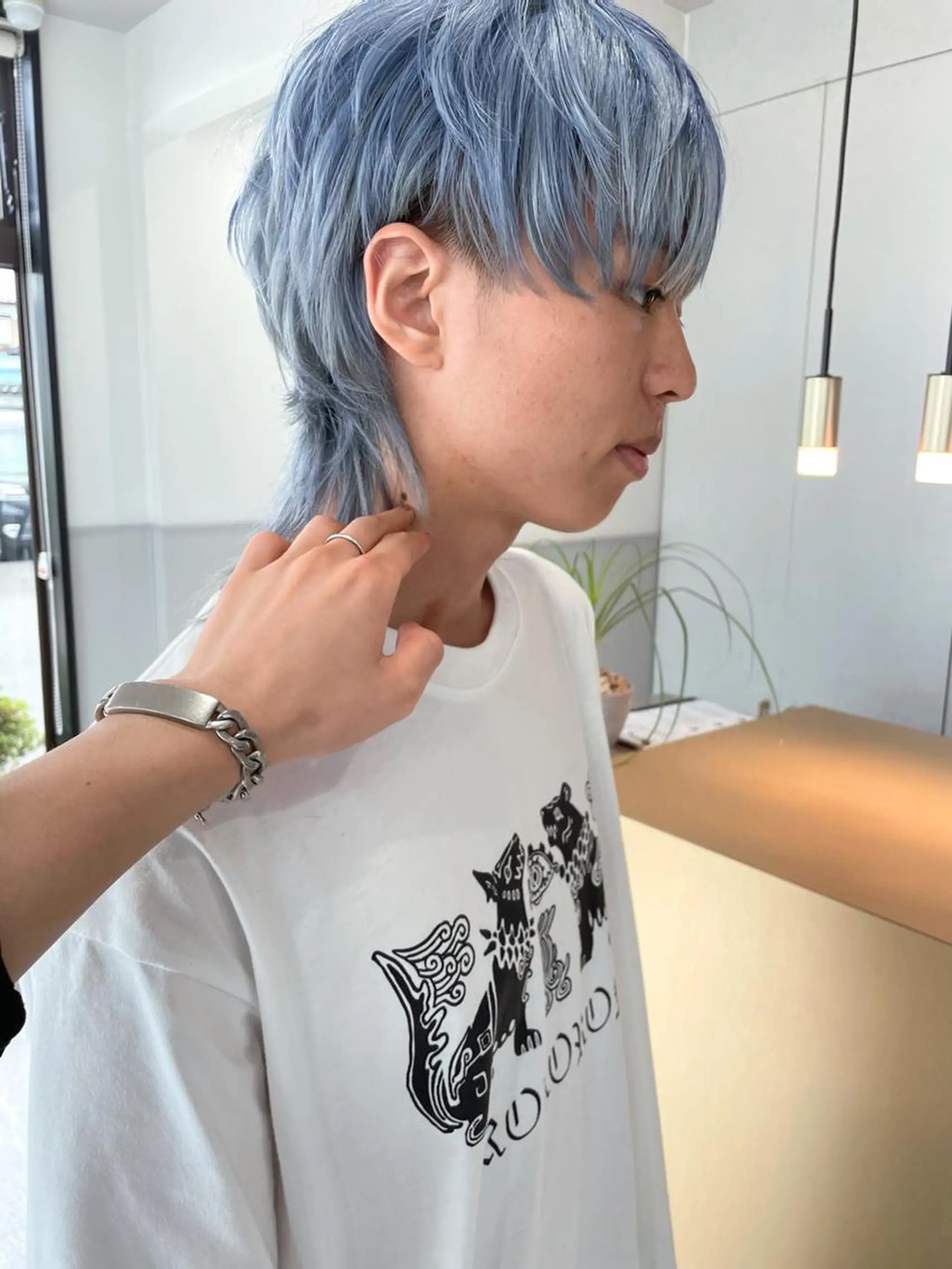 セミロング カラー メンズ 寺島 理菜のヘアスタイル
