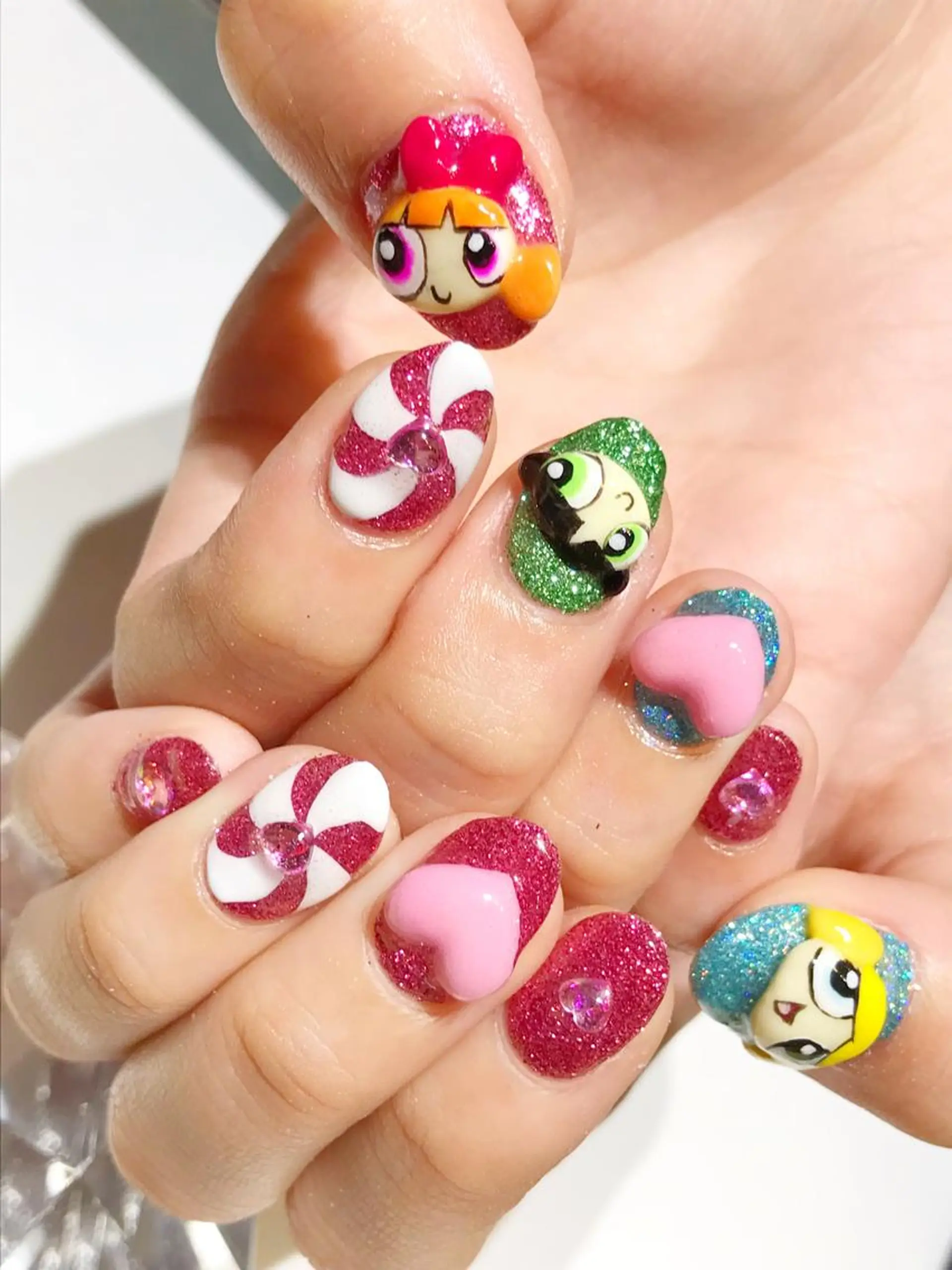 ネイル アートネイル ジェルネイル YUN 💅のネイルデザイン