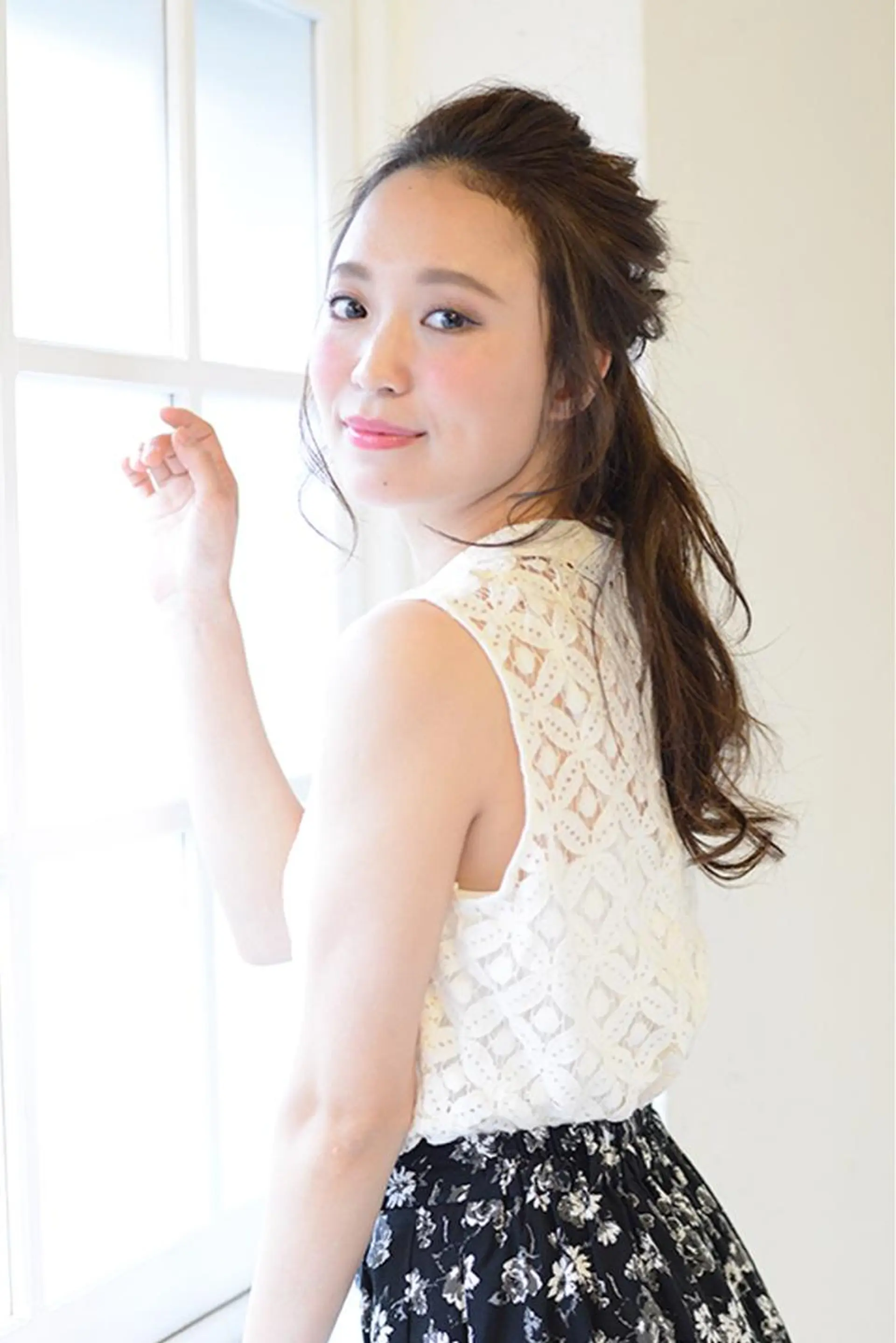 ロング ヘアアレンジ 「くせ毛の神様」 大野銀也のヘアスタイル