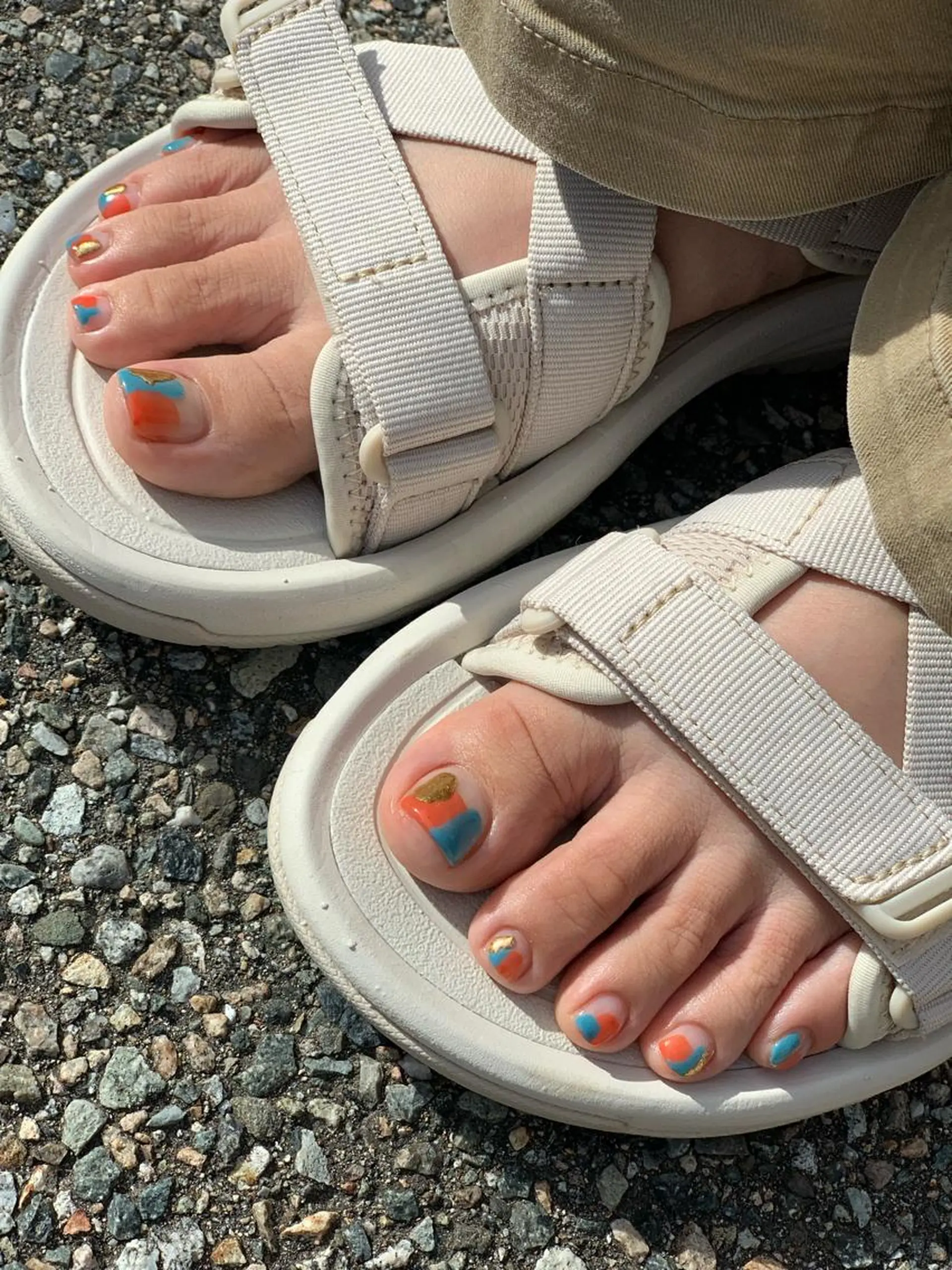 ネイル フットネイル 大崎 奈々のネイルデザイン