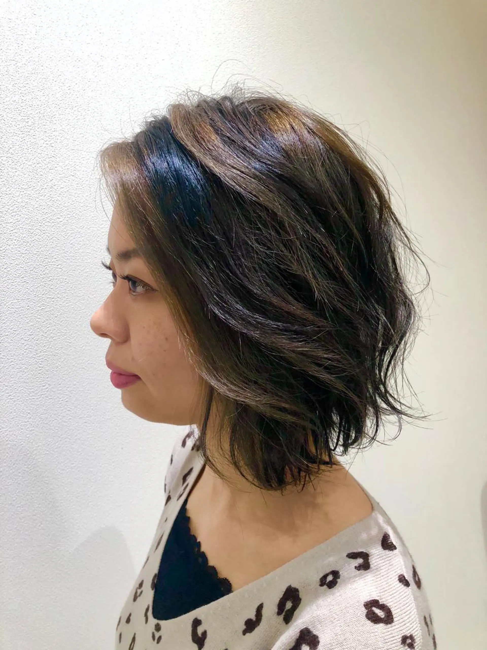 ショート カラー ミストバング デザインカラー フェイスフレーミング ハイライトカラー 顔周りカット ヘアカラー トリートメント RUBEUS【ルベウス】所属・✨艶々カラー🎨 杉本賢人のヘアスタイル