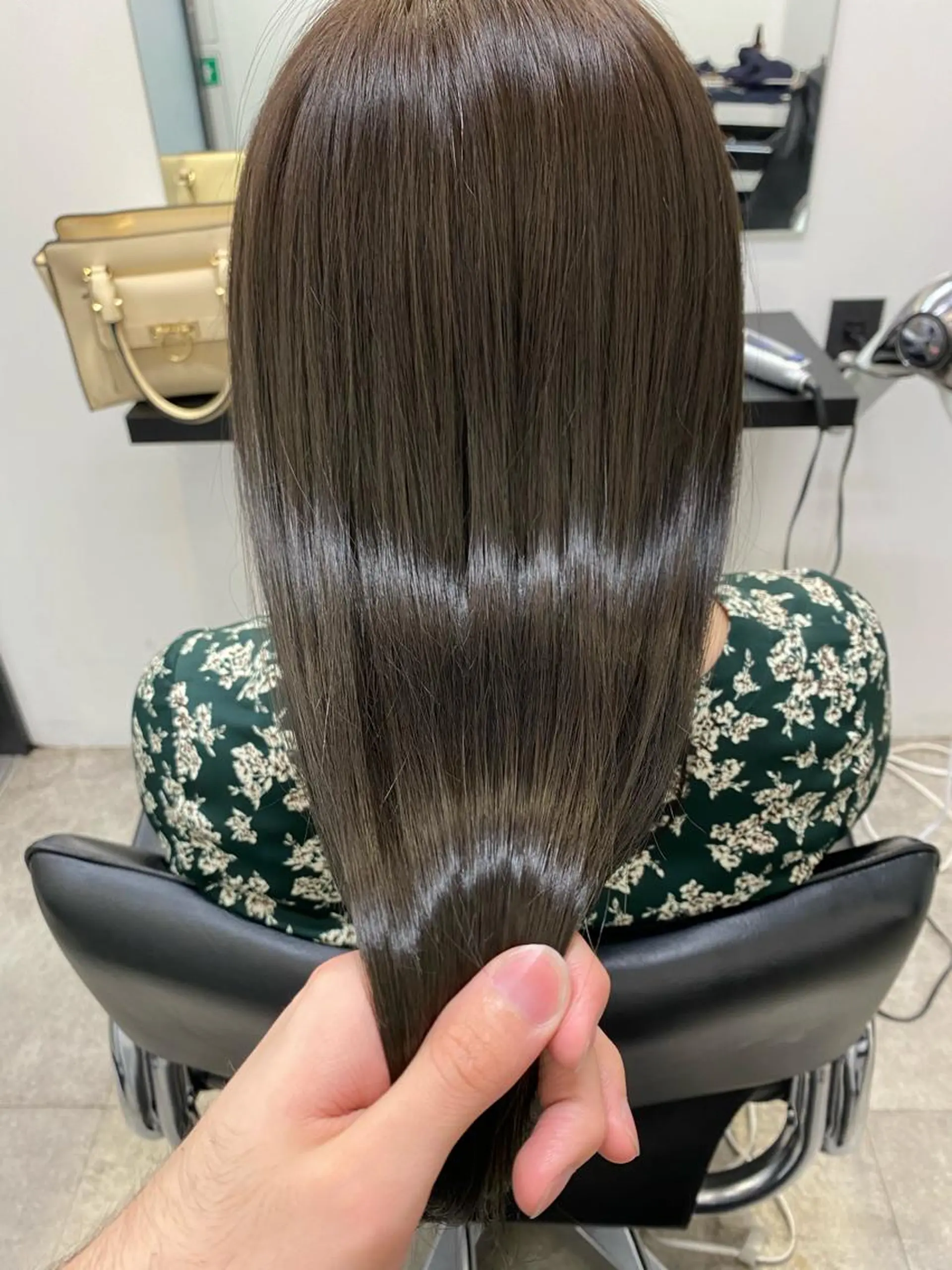 ロング カラー 【艶髪×韓国風】 毛流れ職人 RYOのヘアスタイル