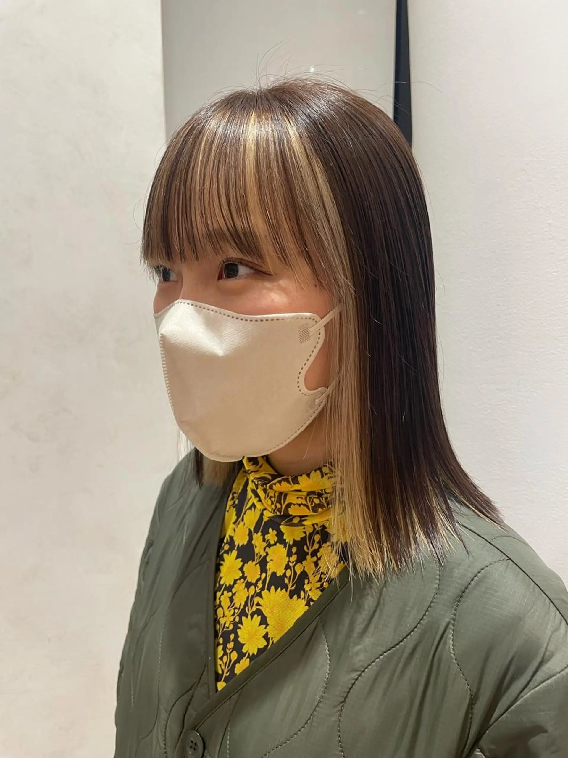 ミディアム ELLE salon サエのヘアスタイル