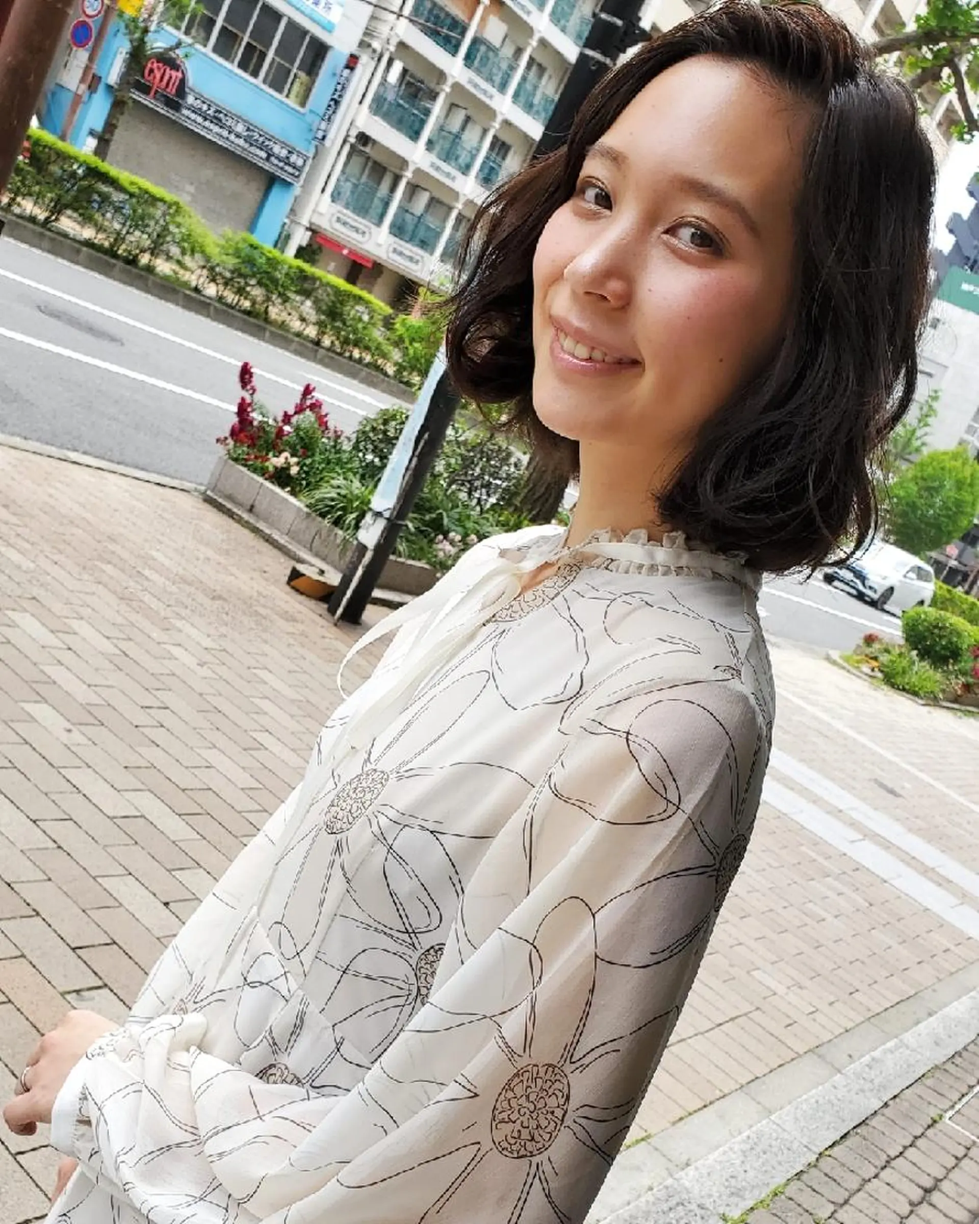 カラー ショート ヘアアレンジ See by merのマツエク・マツパデザイン