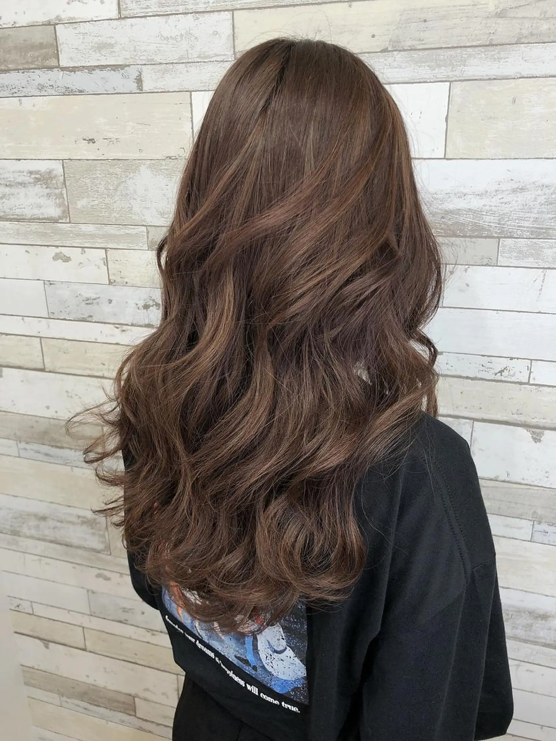 セミロング カラー パーマ アッシュ アッシュブラウン ブラウンカラー _ WHITE三宮店のヘアスタイル