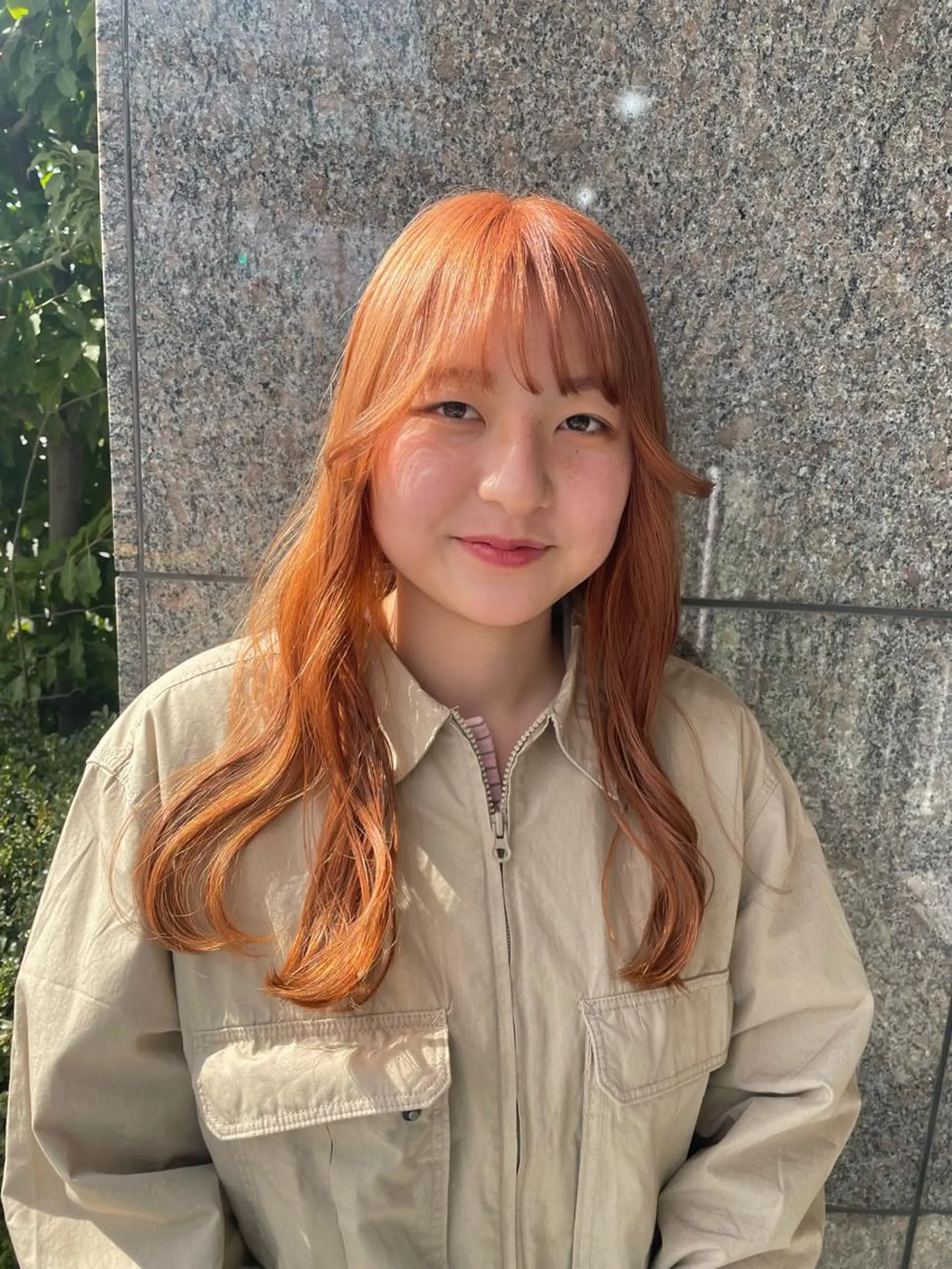 カラー BLANCA　HAIR西尾所属・新納 杏奈のヘアスタイル