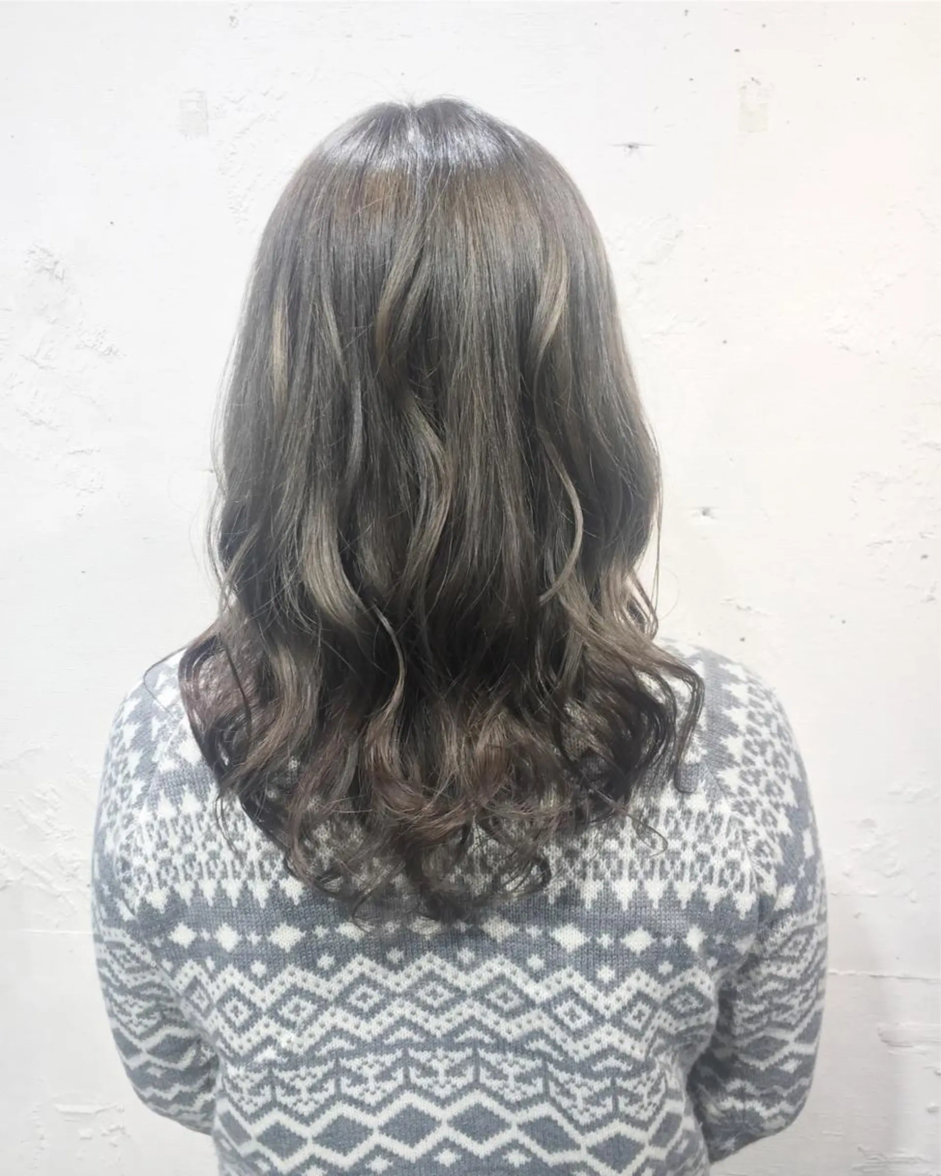 ミディアム カラー ヘアアレンジ アッシュ ベージュカラー カット ヘアカラー トリートメント ✨艶髪✨透明感✨ 山内大樹のヘアスタイル