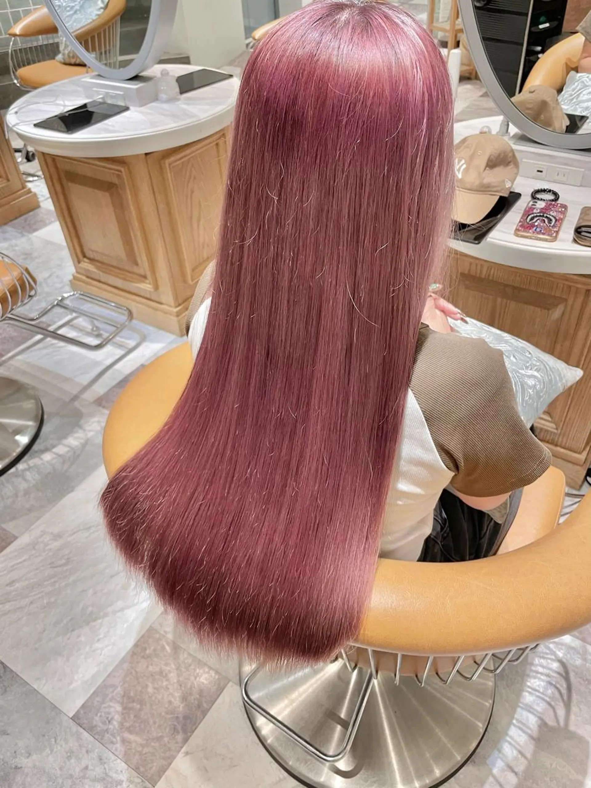ロング カラー バレイヤージュ ブリーチ ケアブリーチ ダブルカラー グラデーションカラー ミルクティー 特化🌈渡辺隼也のヘアスタイル