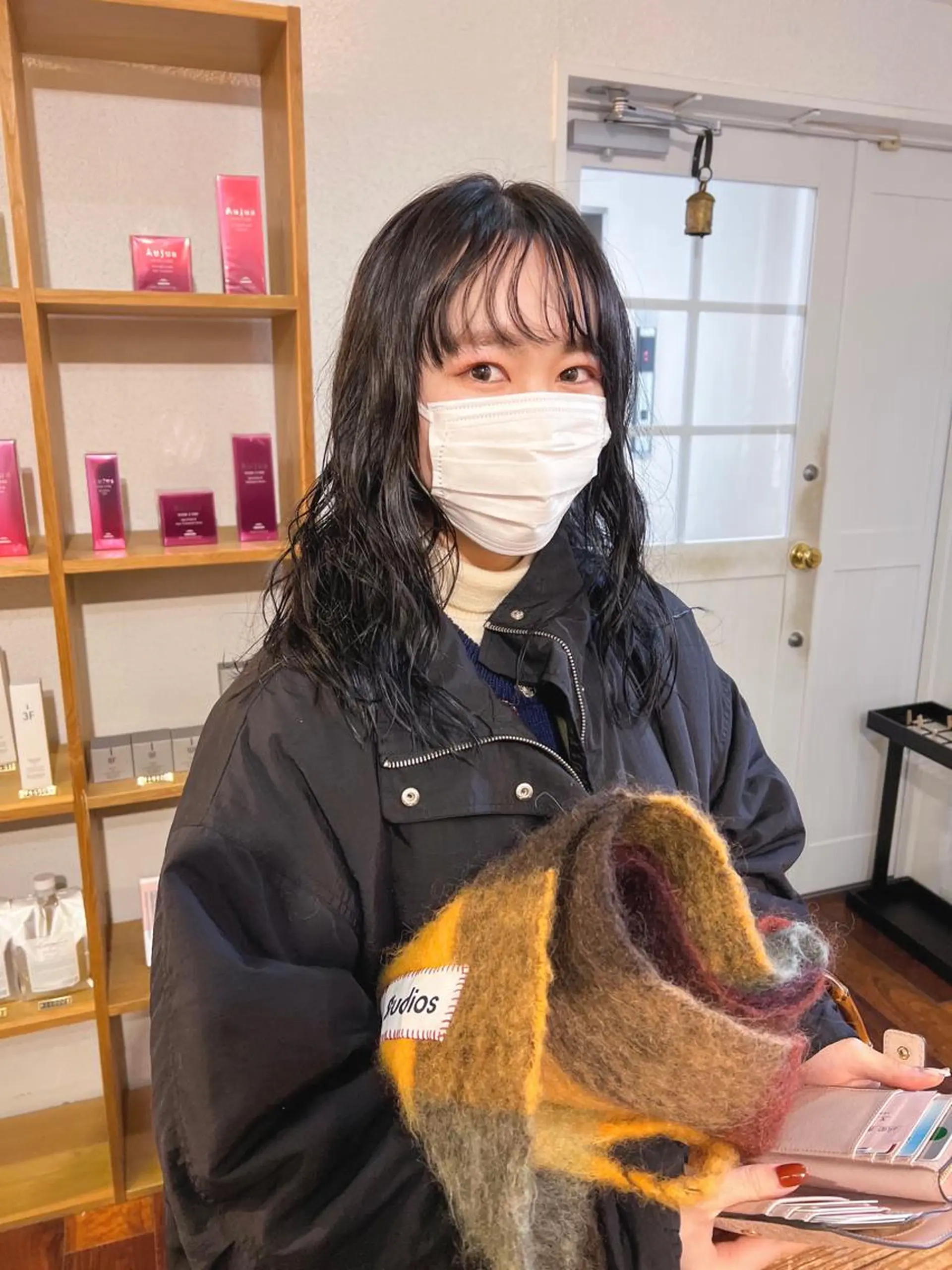 セミロング カラー パーマ セミロングパーマ ダークグレー カット ヘアカラー パーマ 水野 雪 パーマ/暖色カラーのヘアスタイル