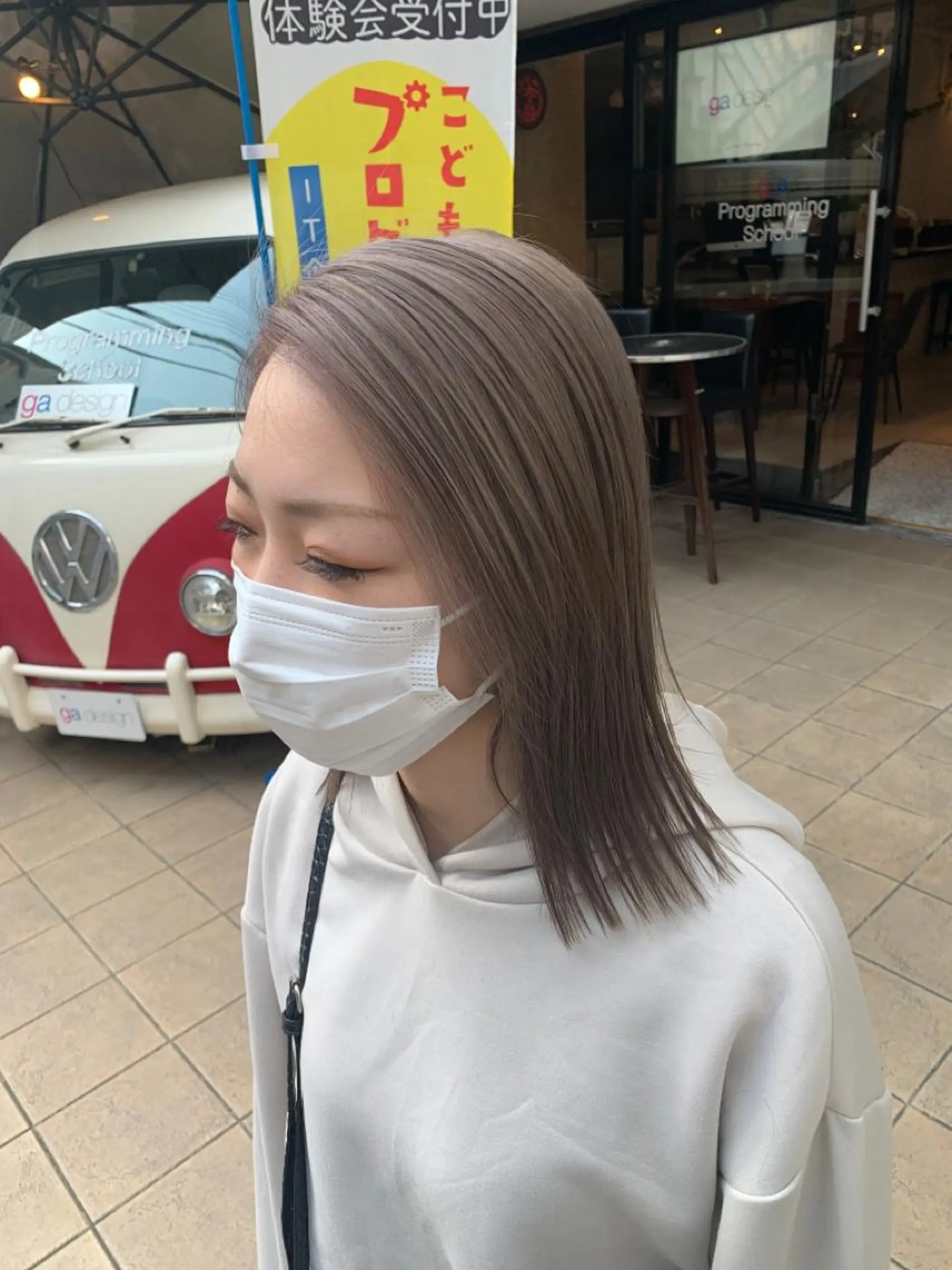 ミディアム カラー ヘアアレンジ メンズ キッズ ショートボブ ミディアムパーマ メンズバレイヤージュ メンズブリーチ メンズハイライト 🌈難波🌈ベージュ カラー【ヒロム】のヘアスタイル