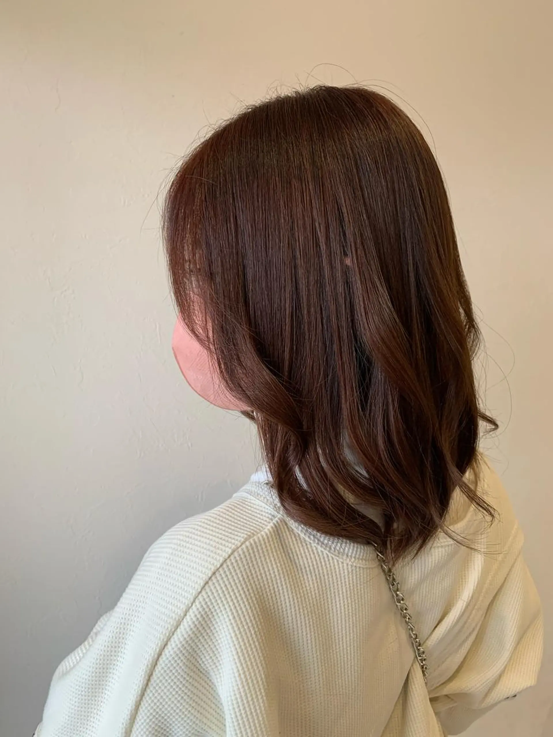セミロング ヘアカラー 上山 菜緒のヘアスタイル
