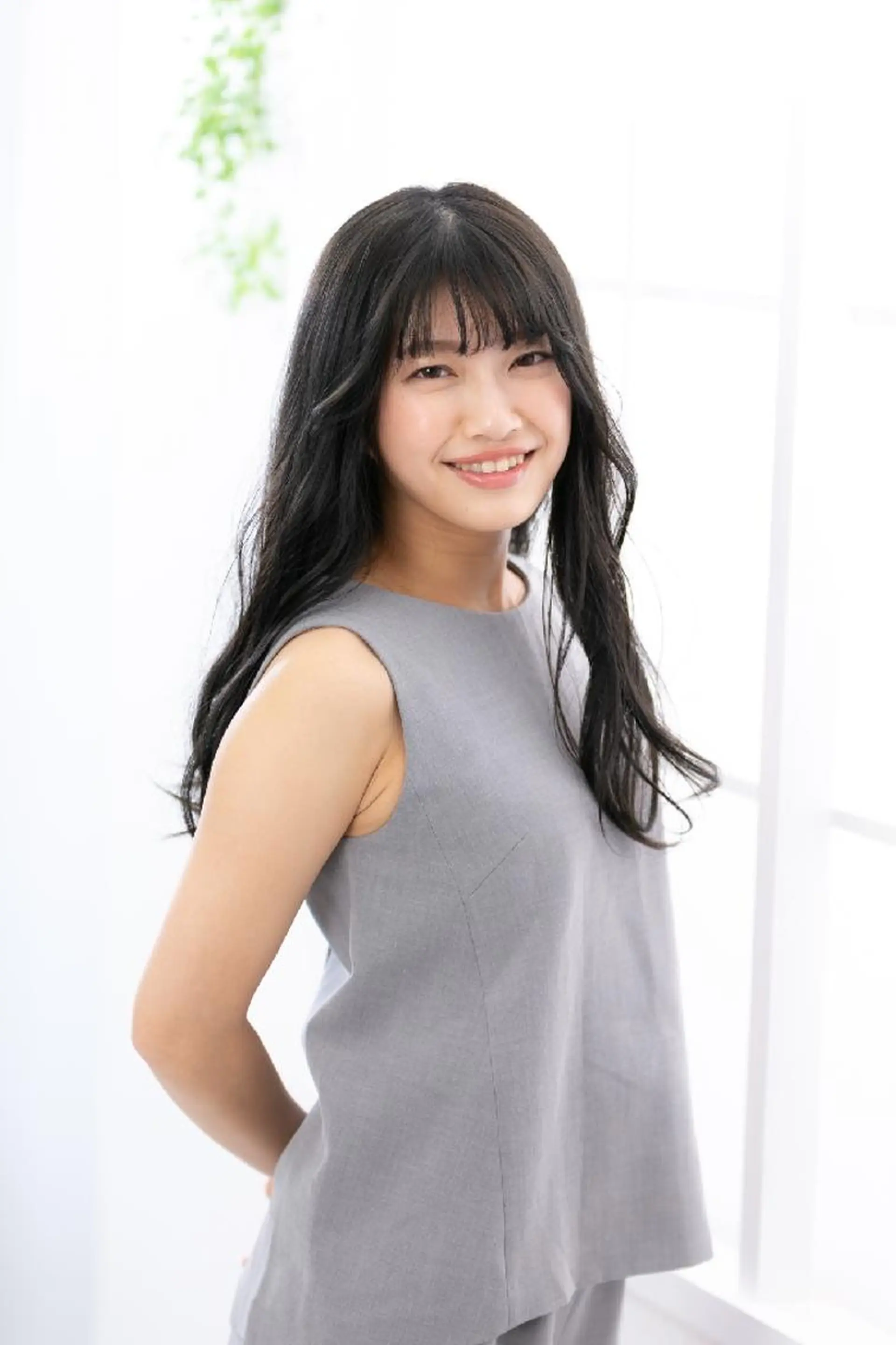 セミロング ヘアアレンジ 結婚式・ブライダル 小顔カット ヘアセット KANETAKA DAISUKEの眉毛・アイブロウイメージ