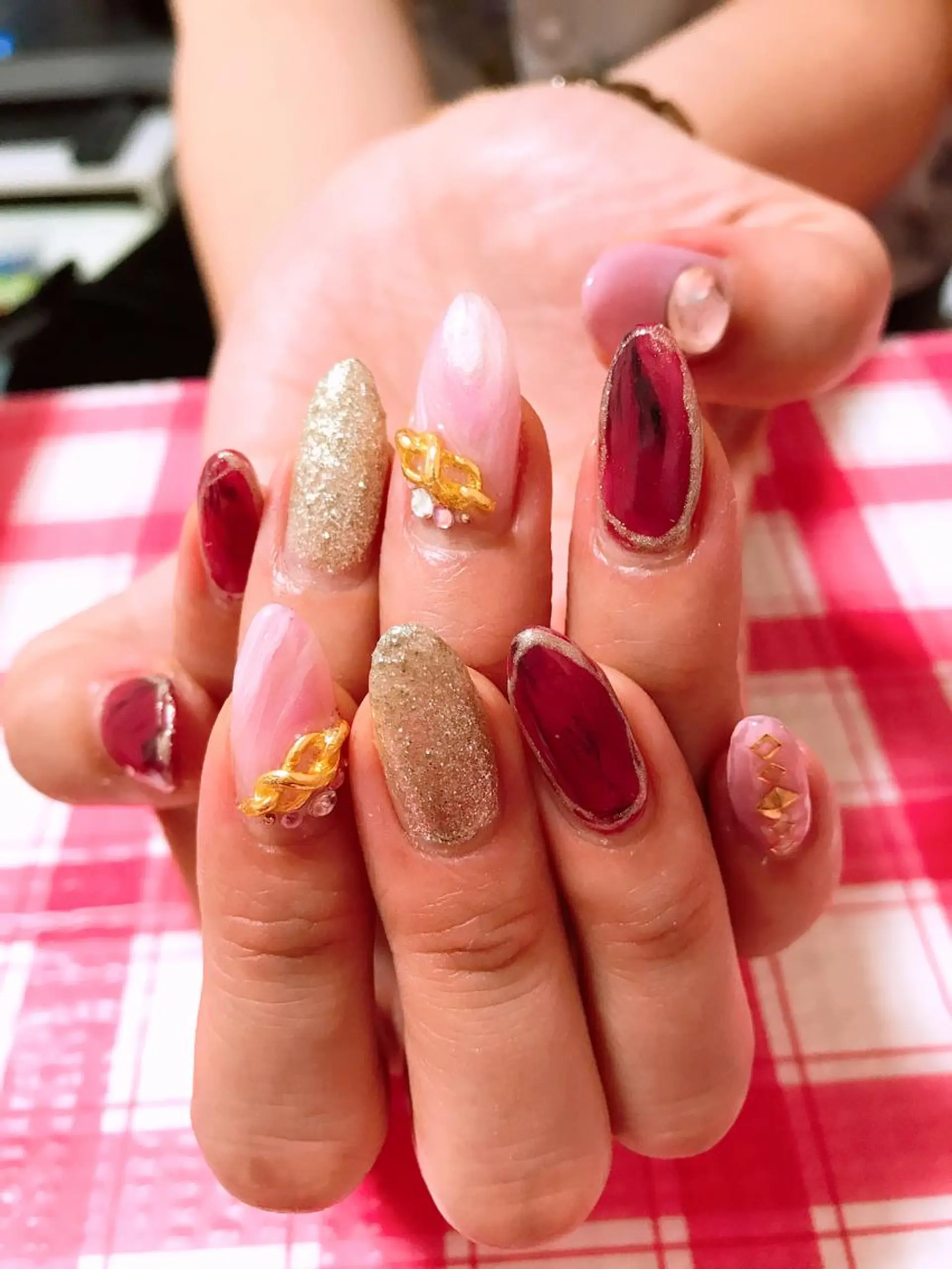 ネイル 藤 あやのネイルデザイン