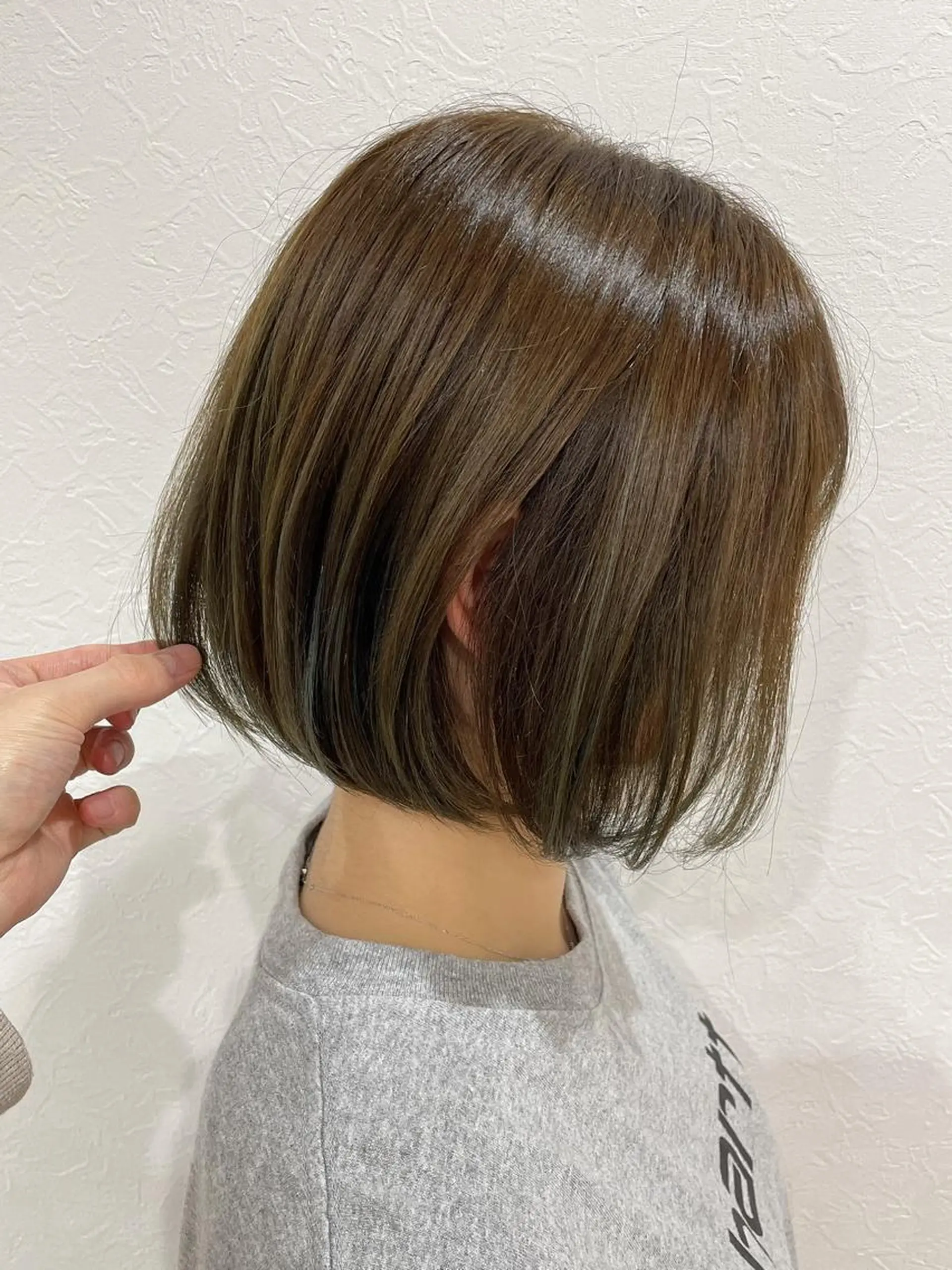 ショート カラー オリーブカラー 原田 健斗のヘアスタイル