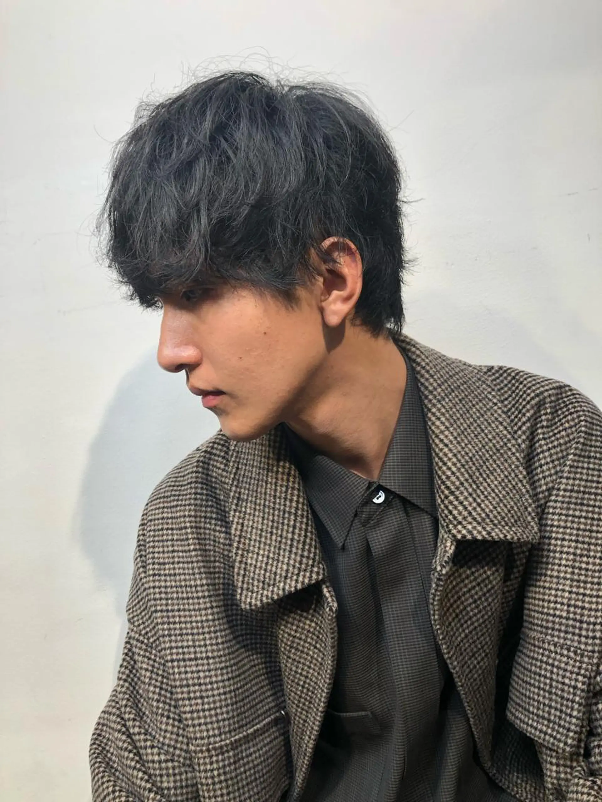 ショート パーマ メンズ くせ毛 ショートヘア フェザーパーマ癖毛 曲がる縮毛矯正森岡のヘアスタイル