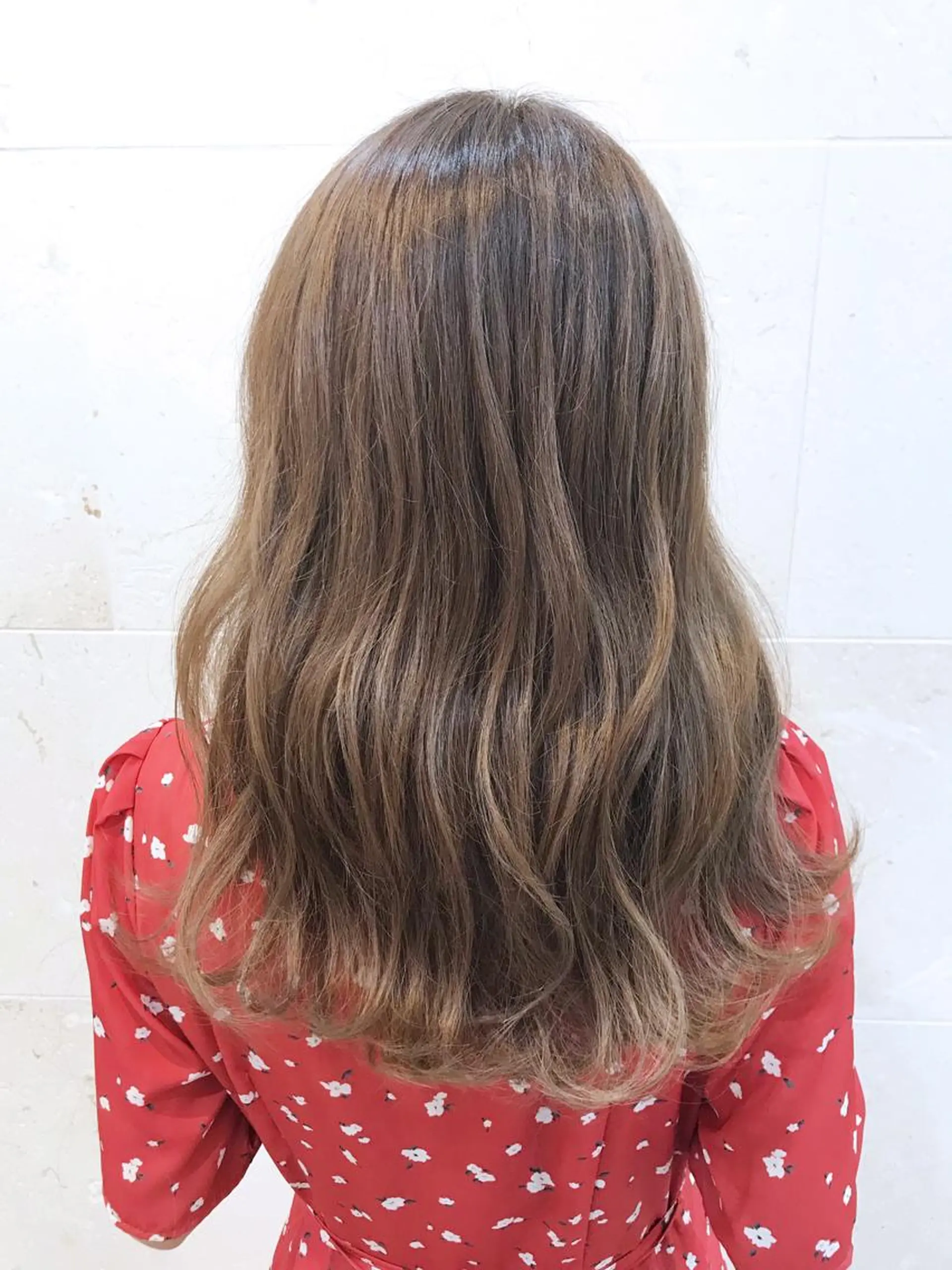 セミロング ヘアカラー トリートメント 平尾 拓也のヘアスタイル