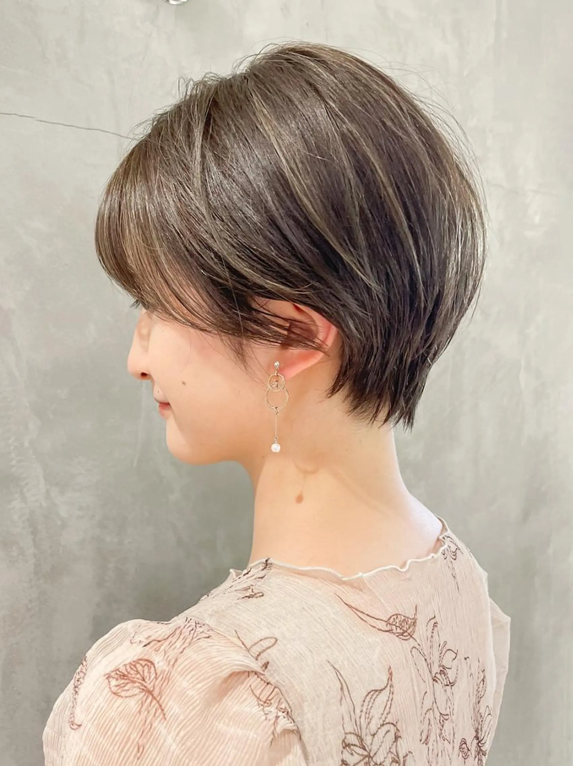 ショート カラー ヘアアレンジ パーマ ブラウンカラー ショートヘア ITbyALBUM 中野店のヘアスタイル