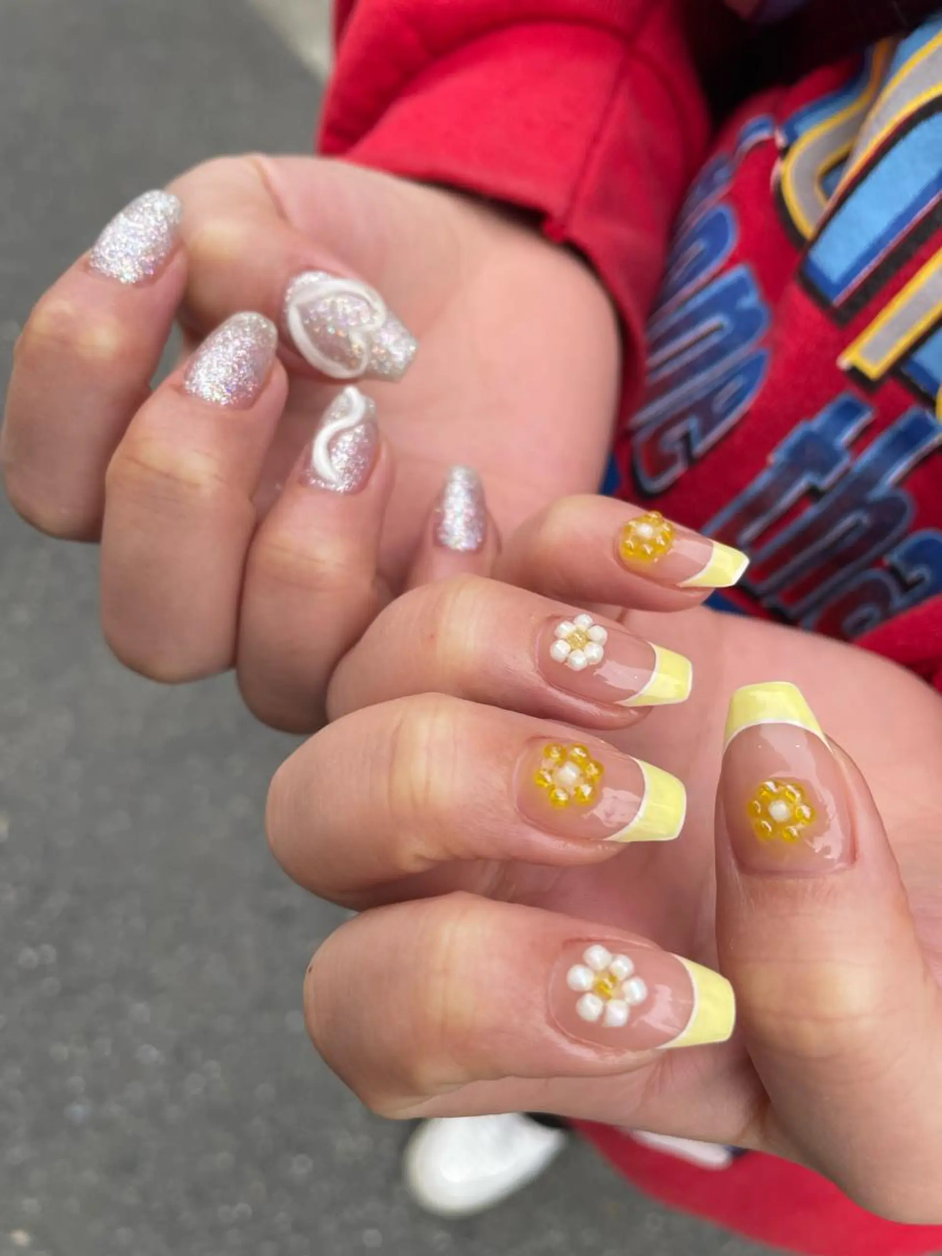 ロング カラー ヘアアレンジ キッズ ネイル マツエク・マツパ アイブロウ 福田 加奈のネイルデザイン