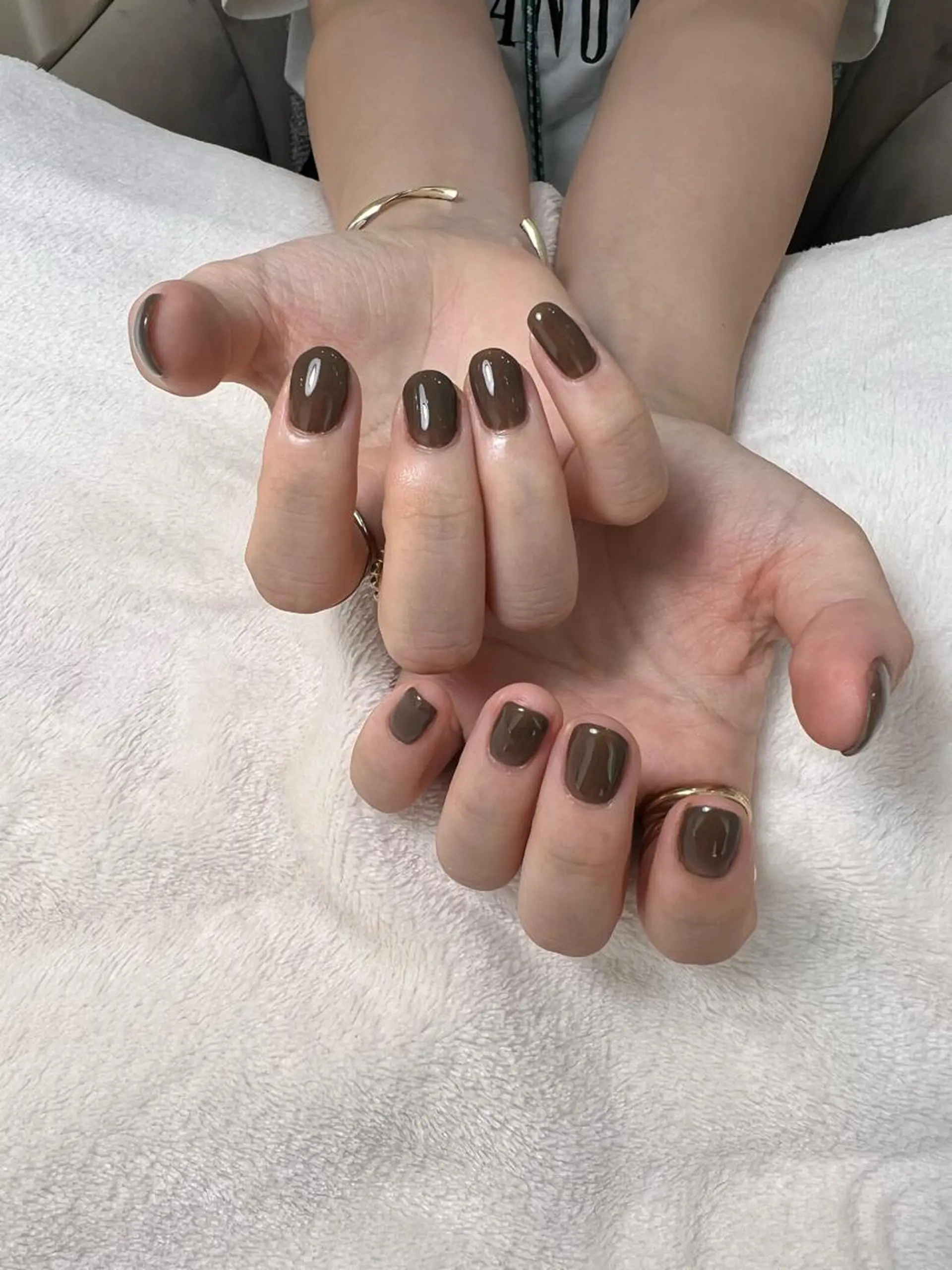 ショート 𝐞𝐚𝐜𝐡 nanami🩰のネイルデザイン