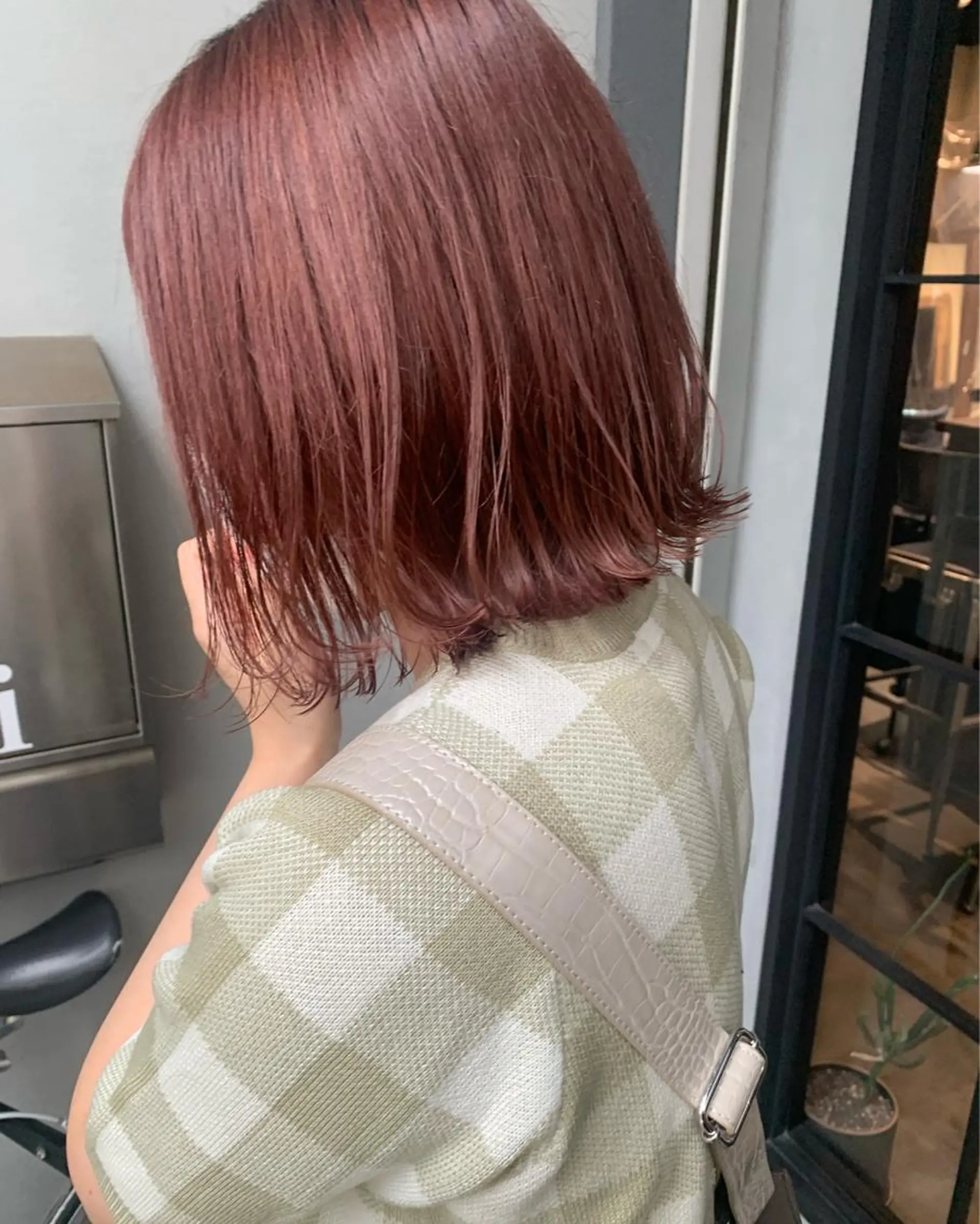 ミディアム カラー ブリーチ ケアブリーチ 野々村 朋美のヘアスタイル