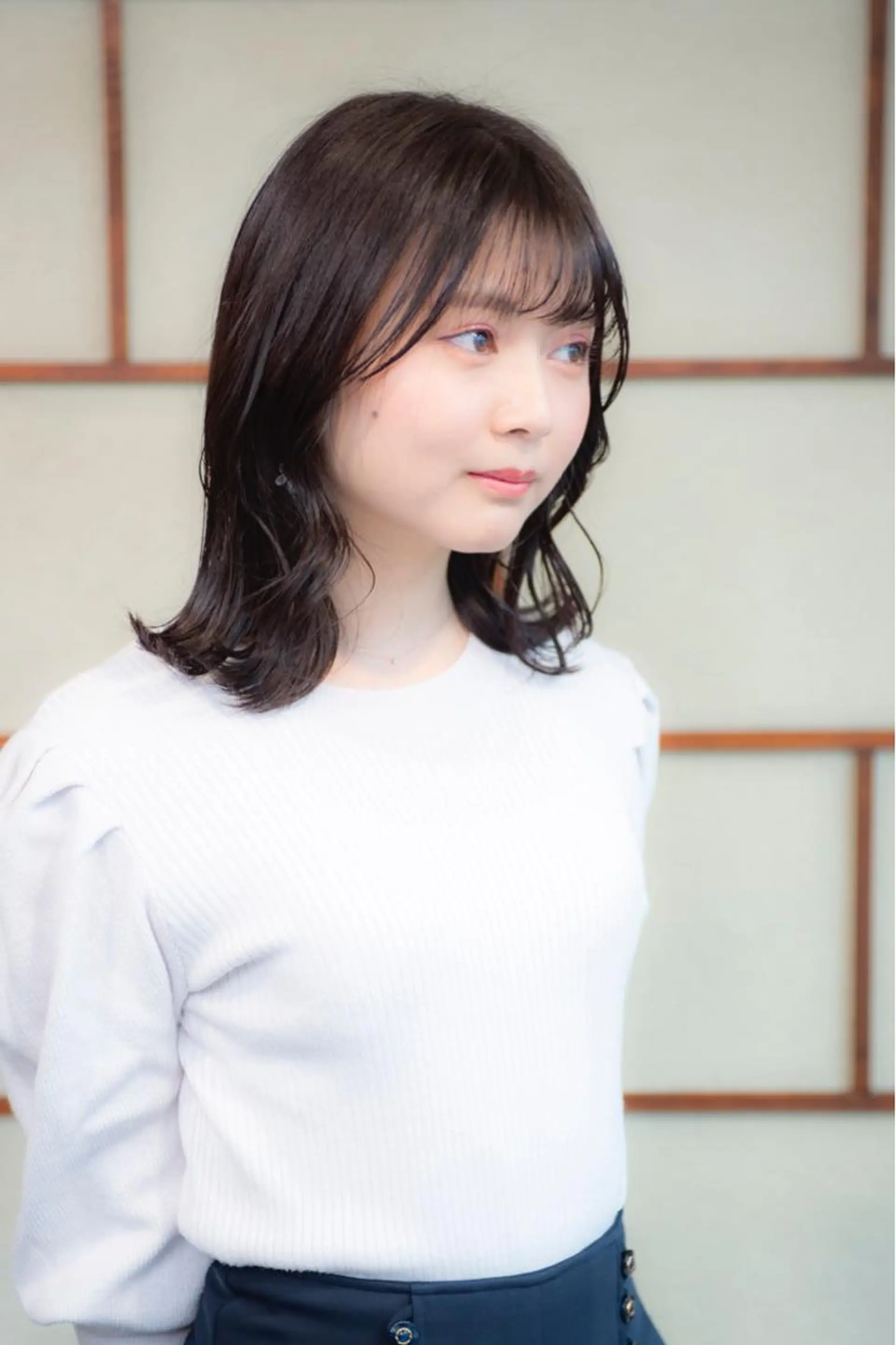 ミディアム 白井 雅美のヘアスタイル