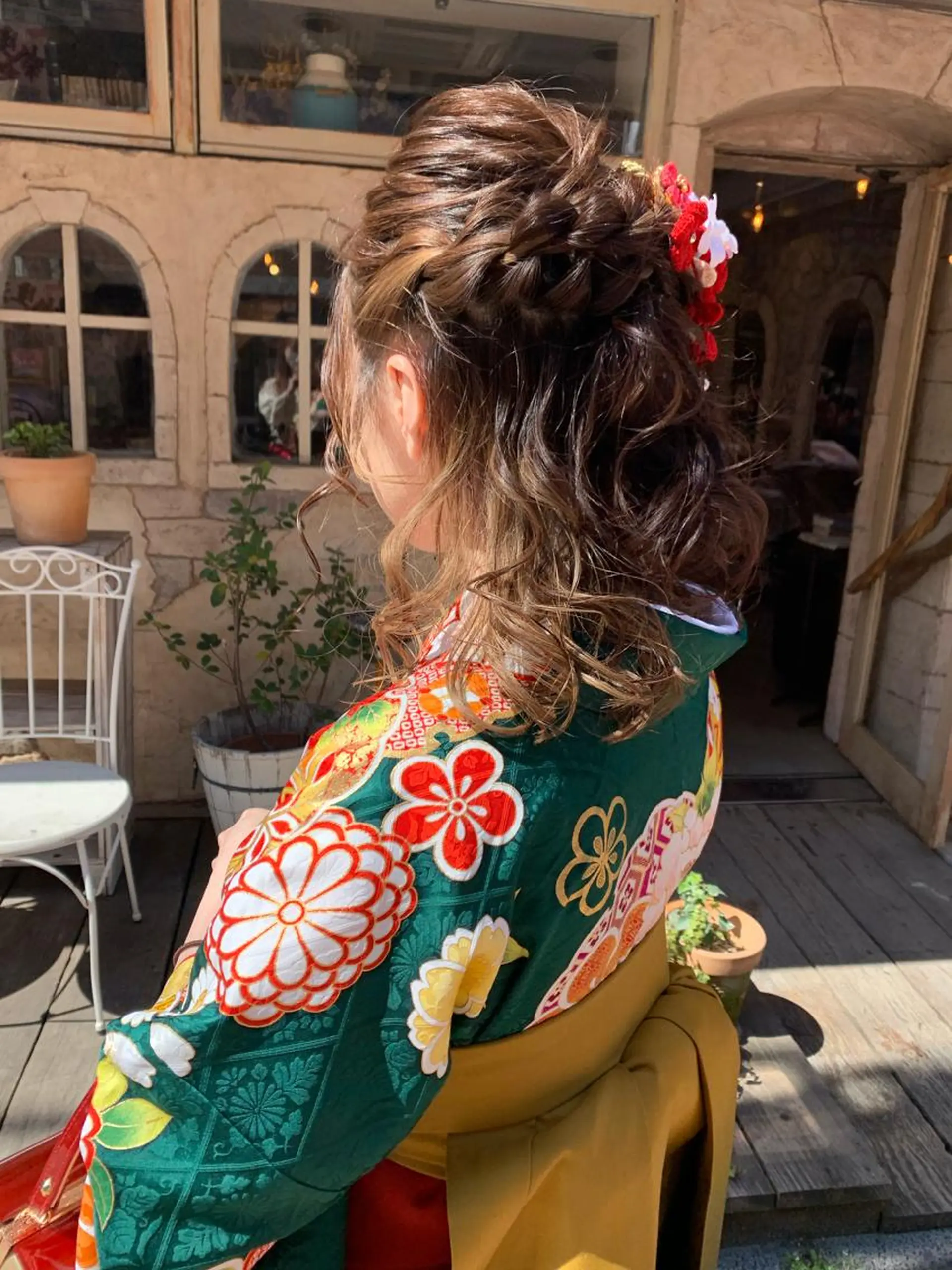 セミロング ヘアアレンジ 卒業式のヘアスタイル Door代官山所属・詩織/パーマ /代官山のヘアスタイル