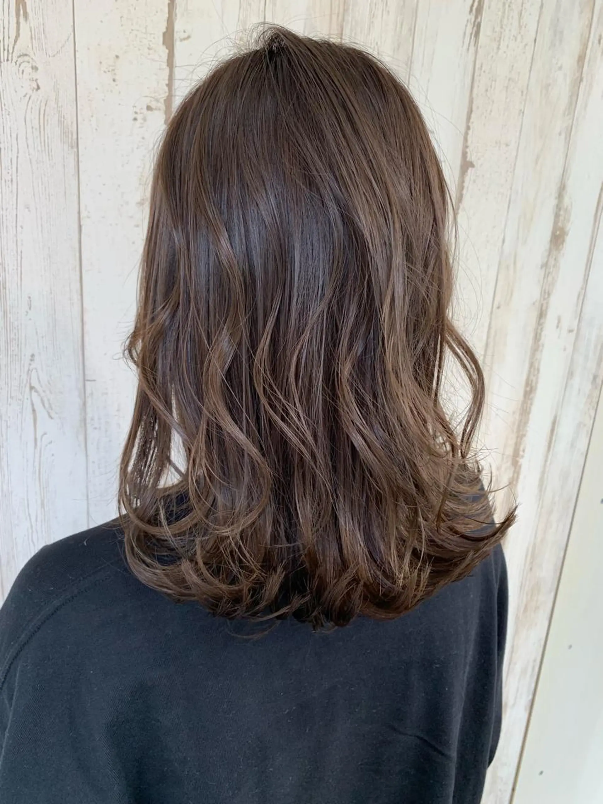 ミディアム カラー HAIR&MAKE.sia所属・心斎橋ボブ 好原良真のヘアスタイル