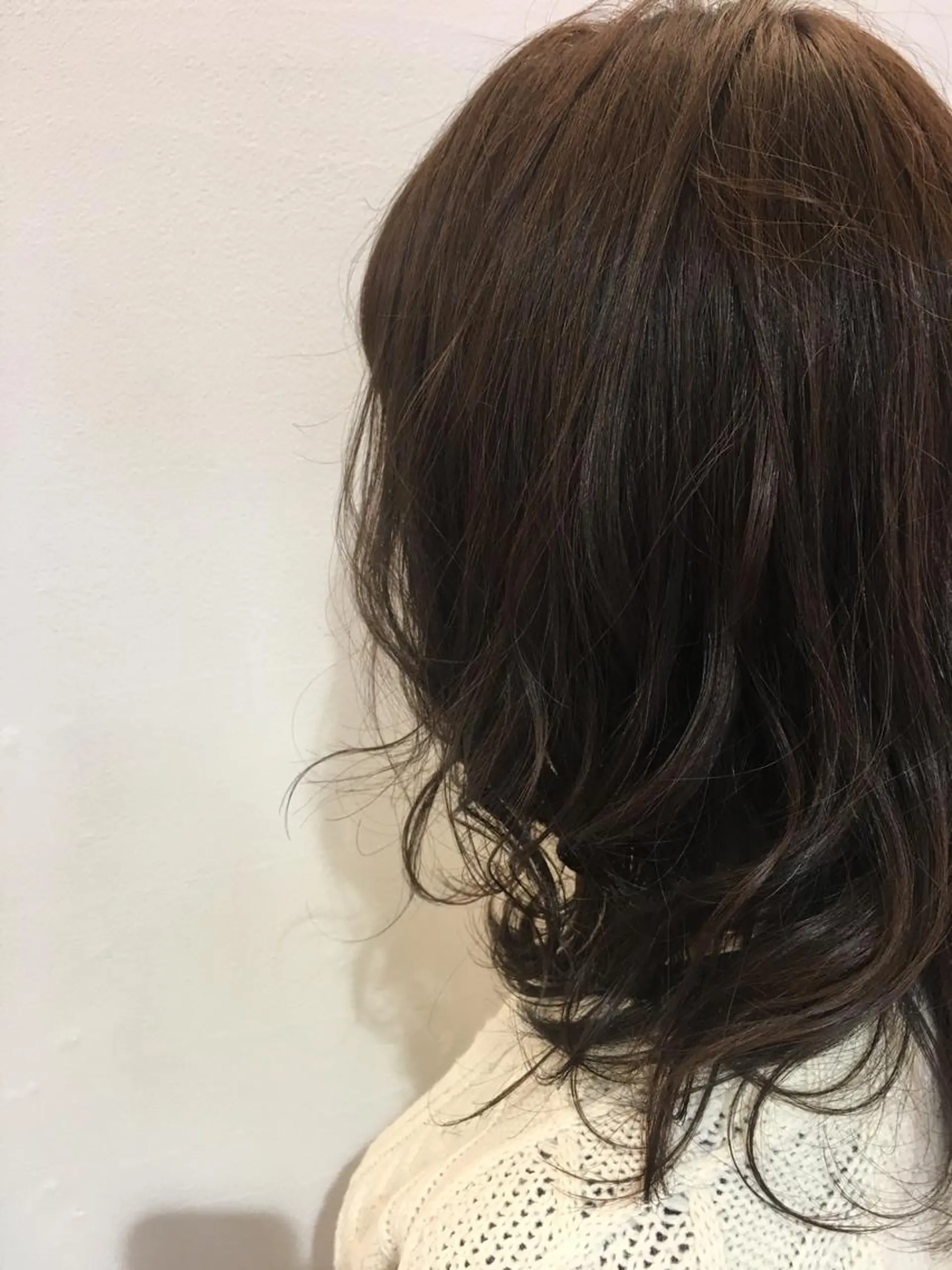 ミディアム カラー ture by glad所属・ture by gladのヘアスタイル