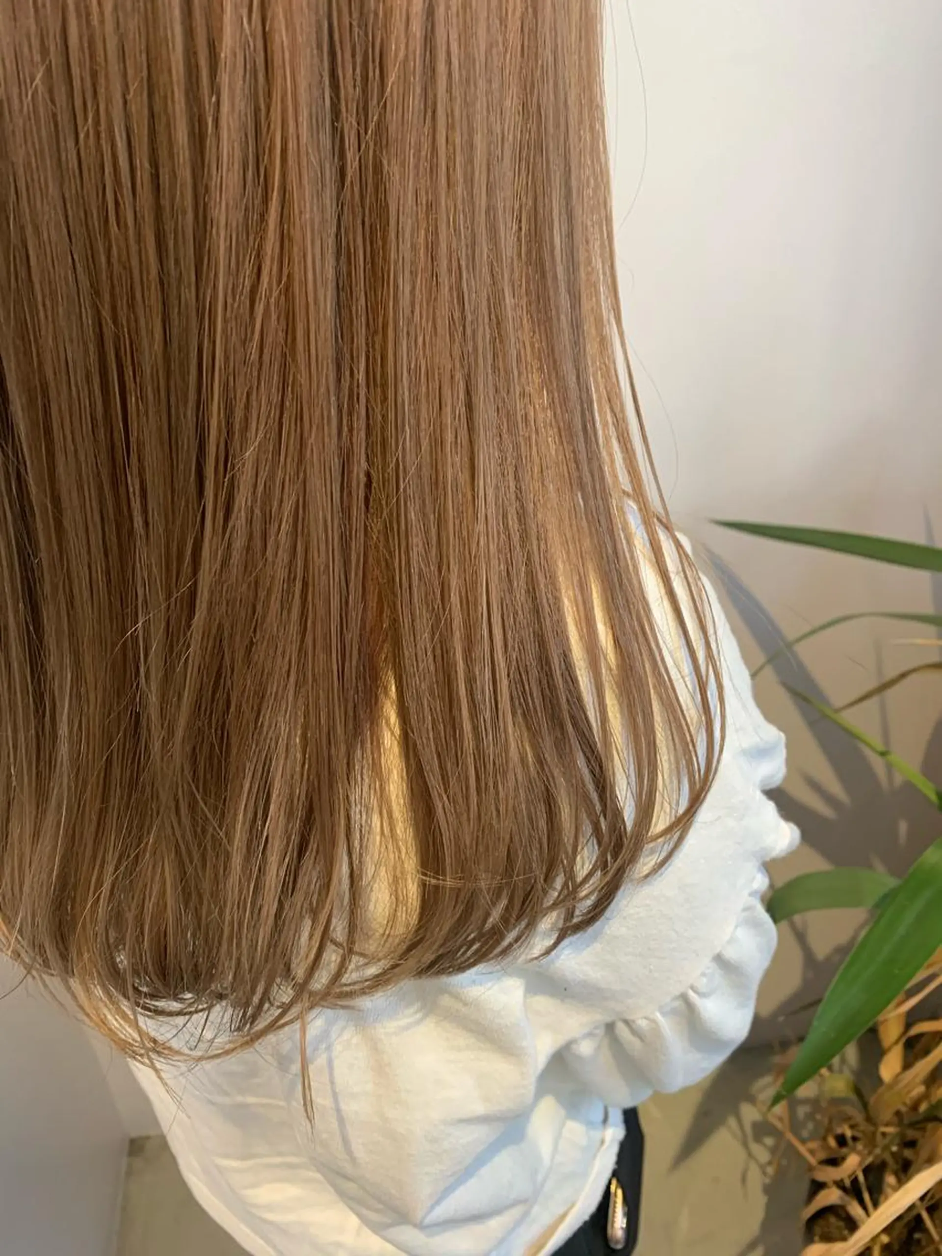 セミロング カラー ベージュカラー カット ヘアカラー トリートメント Lien🌿Top Stylist沖田のヘアスタイル