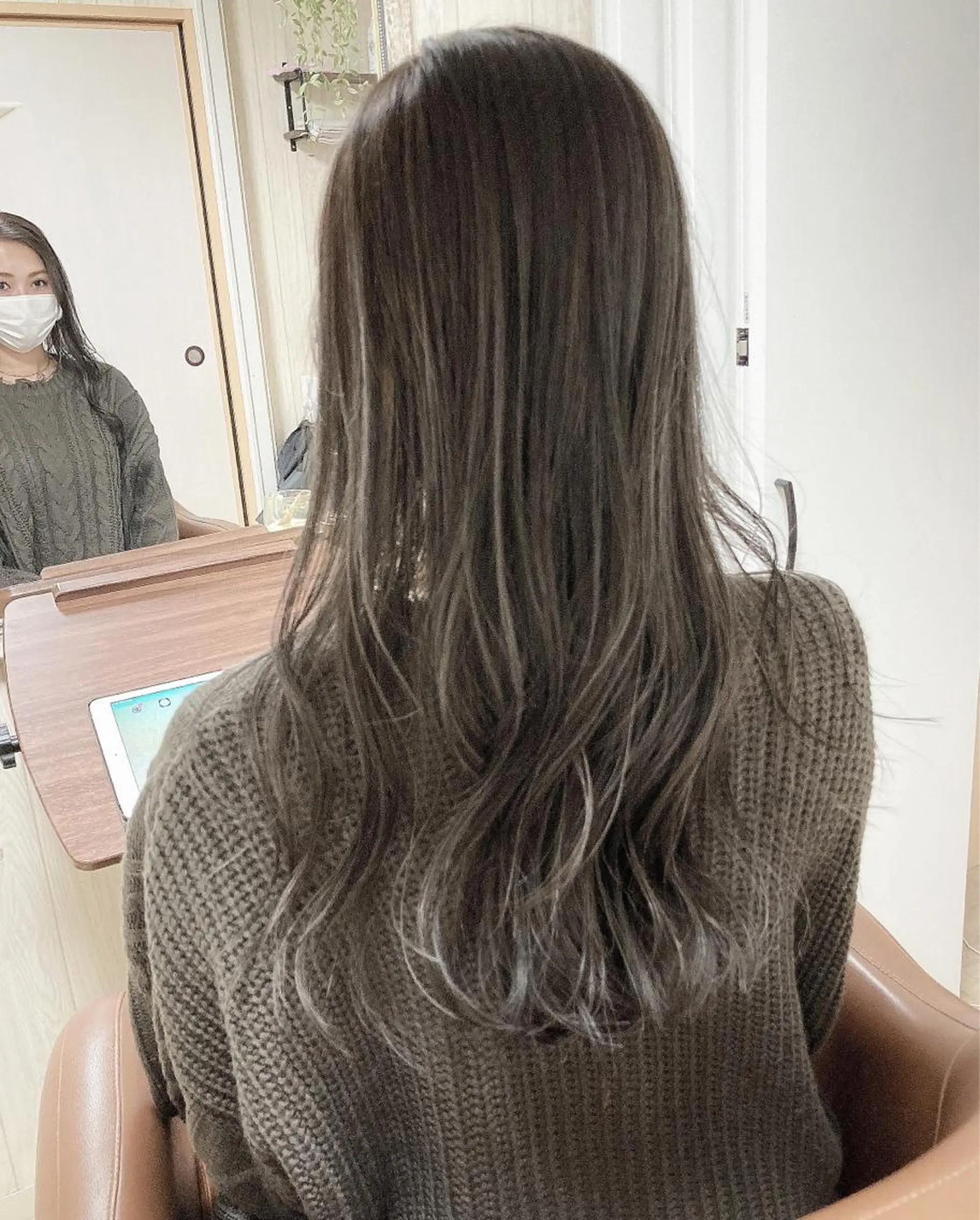 ロング カラー MERCI所属・マツモト コウダイのヘアスタイル