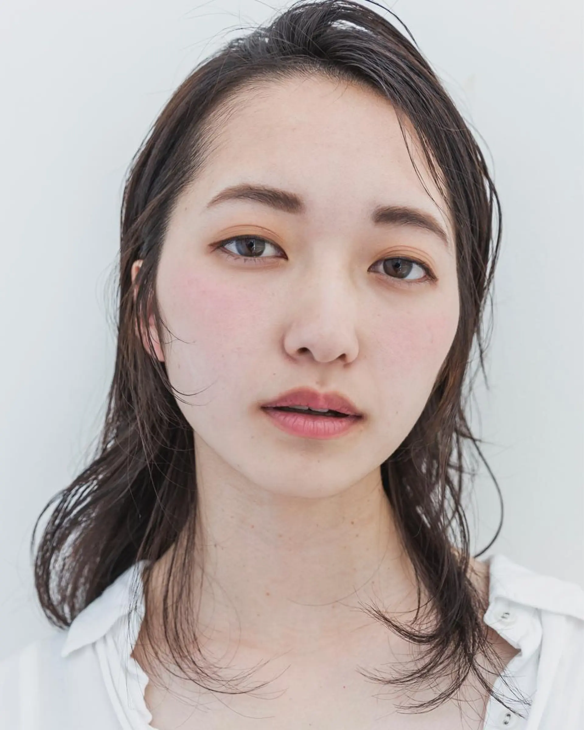 セミロング カラー ツジガキ ユウスケのヘアスタイル