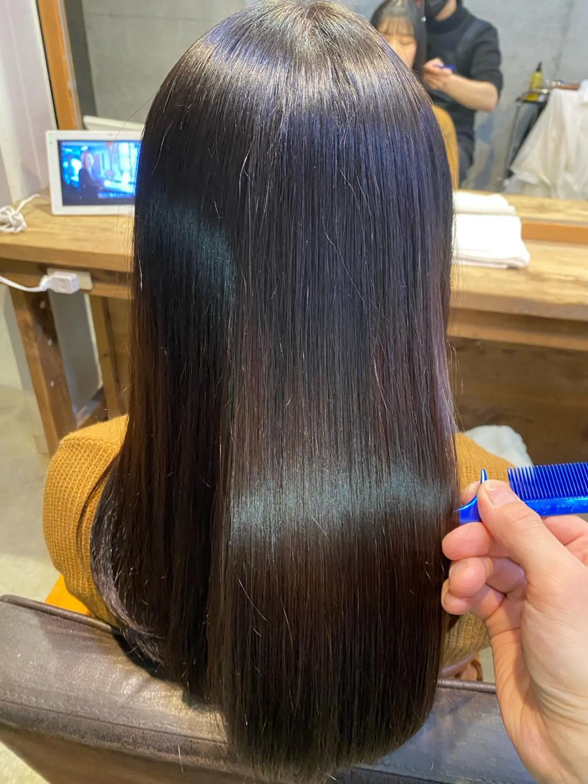 ロング カラー パーマ ヘアアレンジ ブリーチ デザインカラー イヤリングカラー ハイライトカラー ハイライト カット ヘアカラー トリートメント ヘッドスパ 野口 秀人 🦋髪質改善🫧のヘアスタイル