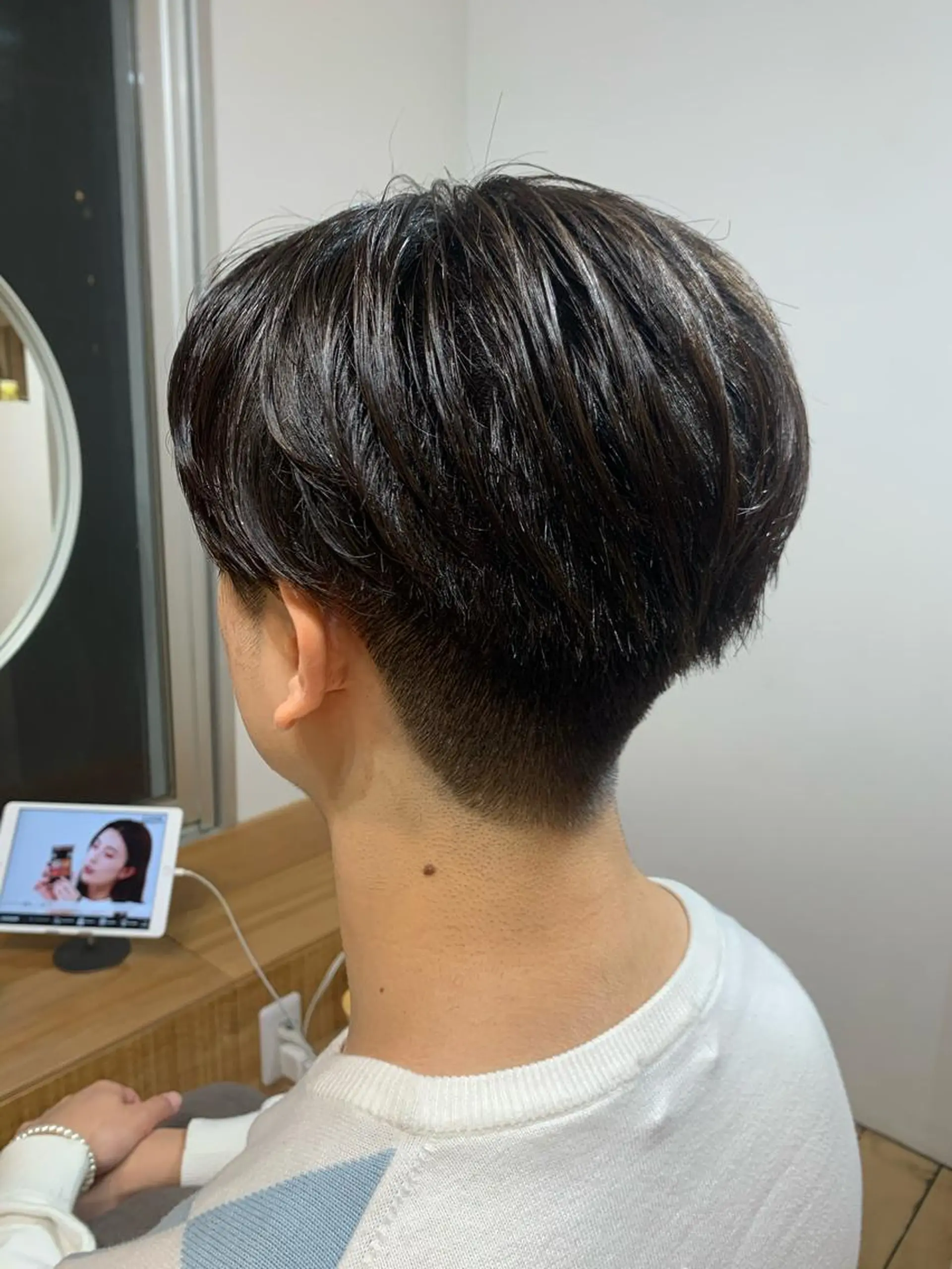 ショート メンズ センターパート カット ヘアセット メンズStylist 山根慧のヘアスタイル
