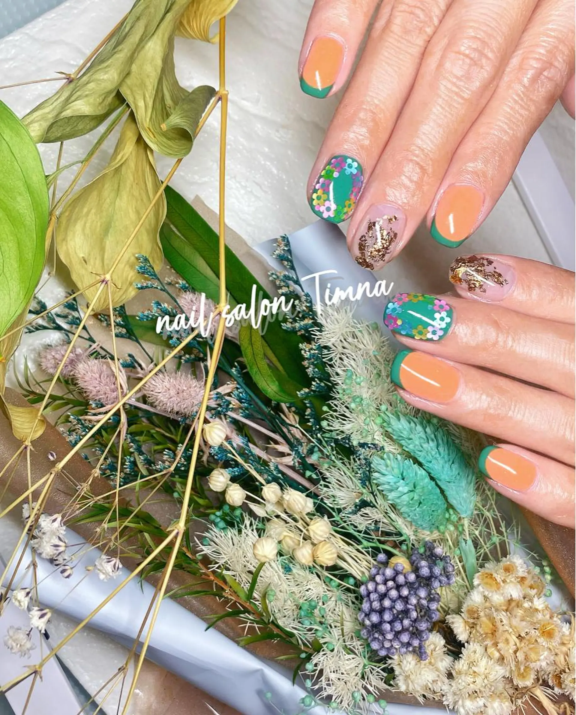 ショート ハンドネイル NAILSALON 🍔Timna🍟のネイルデザイン
