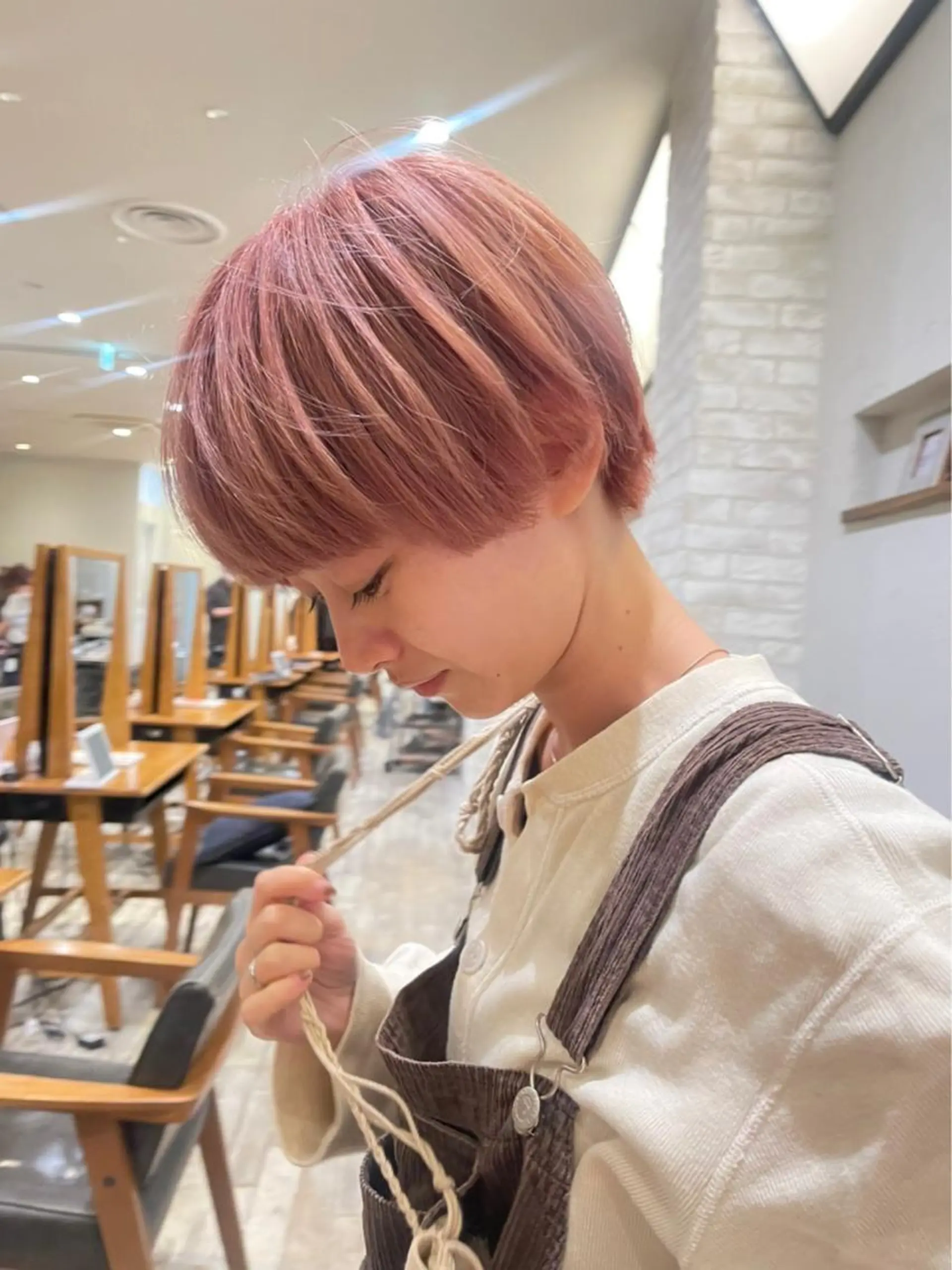 ショート カラー ダブルカラー ピンクカラー ヘアカラー 韓国レイヤー 🔥春暁【はるき】のヘアスタイル