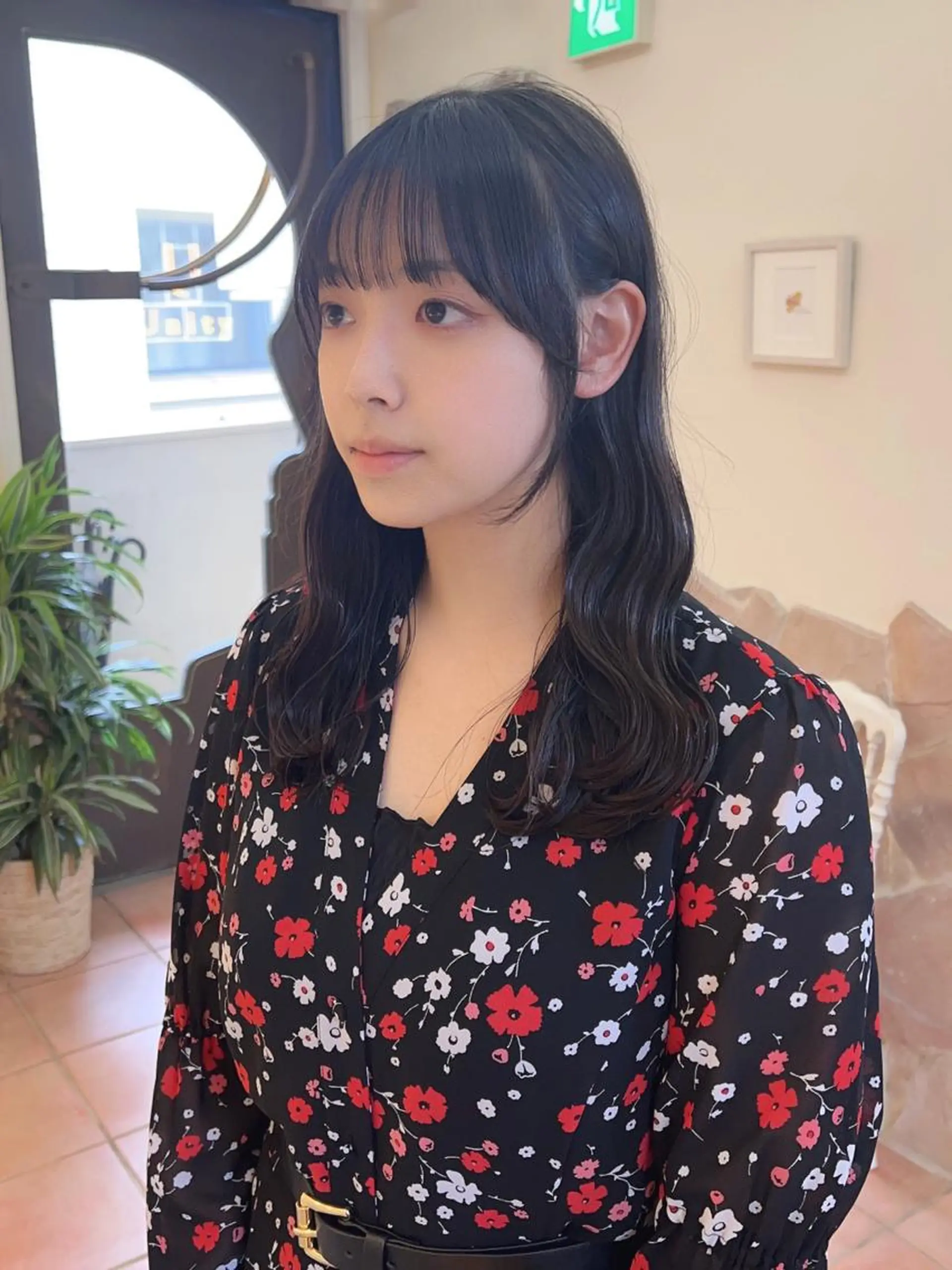 ミディアム モテ前髪 タゴメ シンヤのヘアスタイル