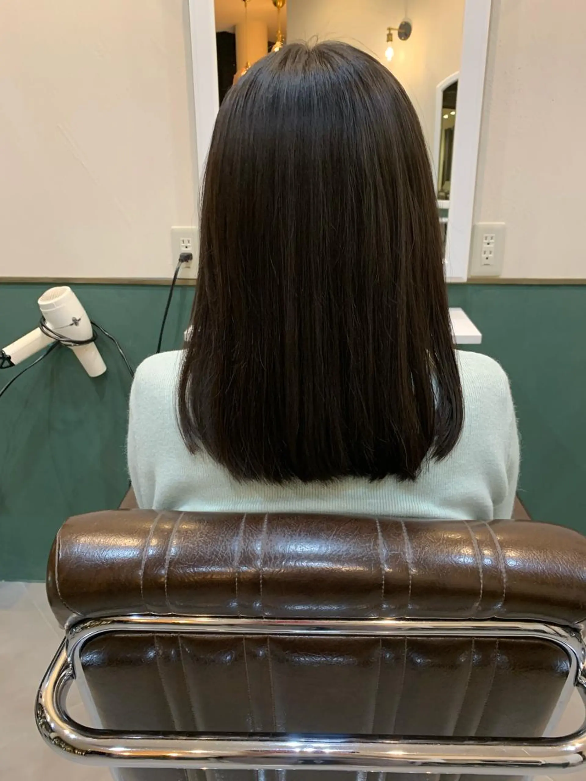ミディアム 大木 華のヘアスタイル