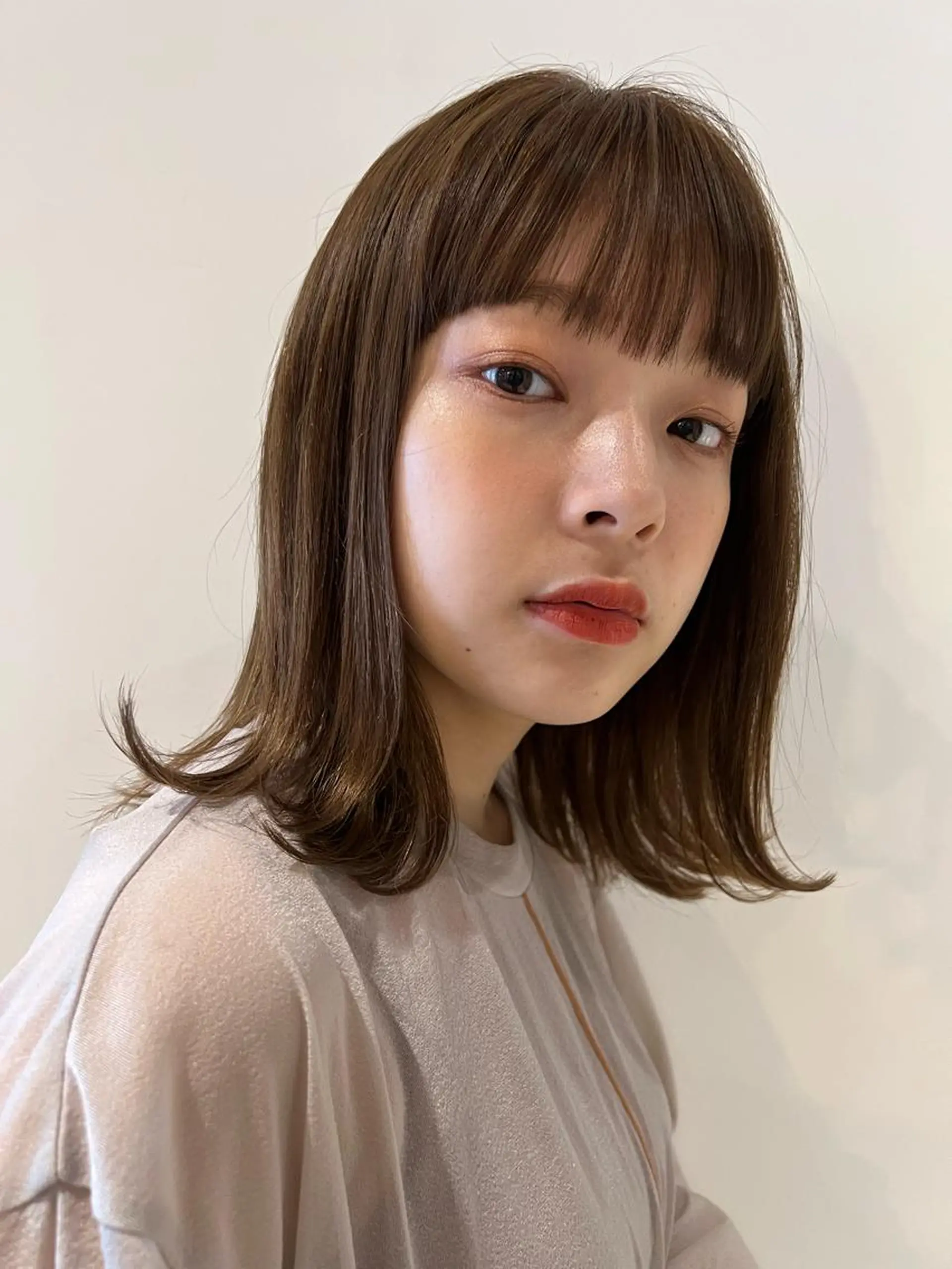 ミディアム カラー 三宅 昌太のヘアスタイル