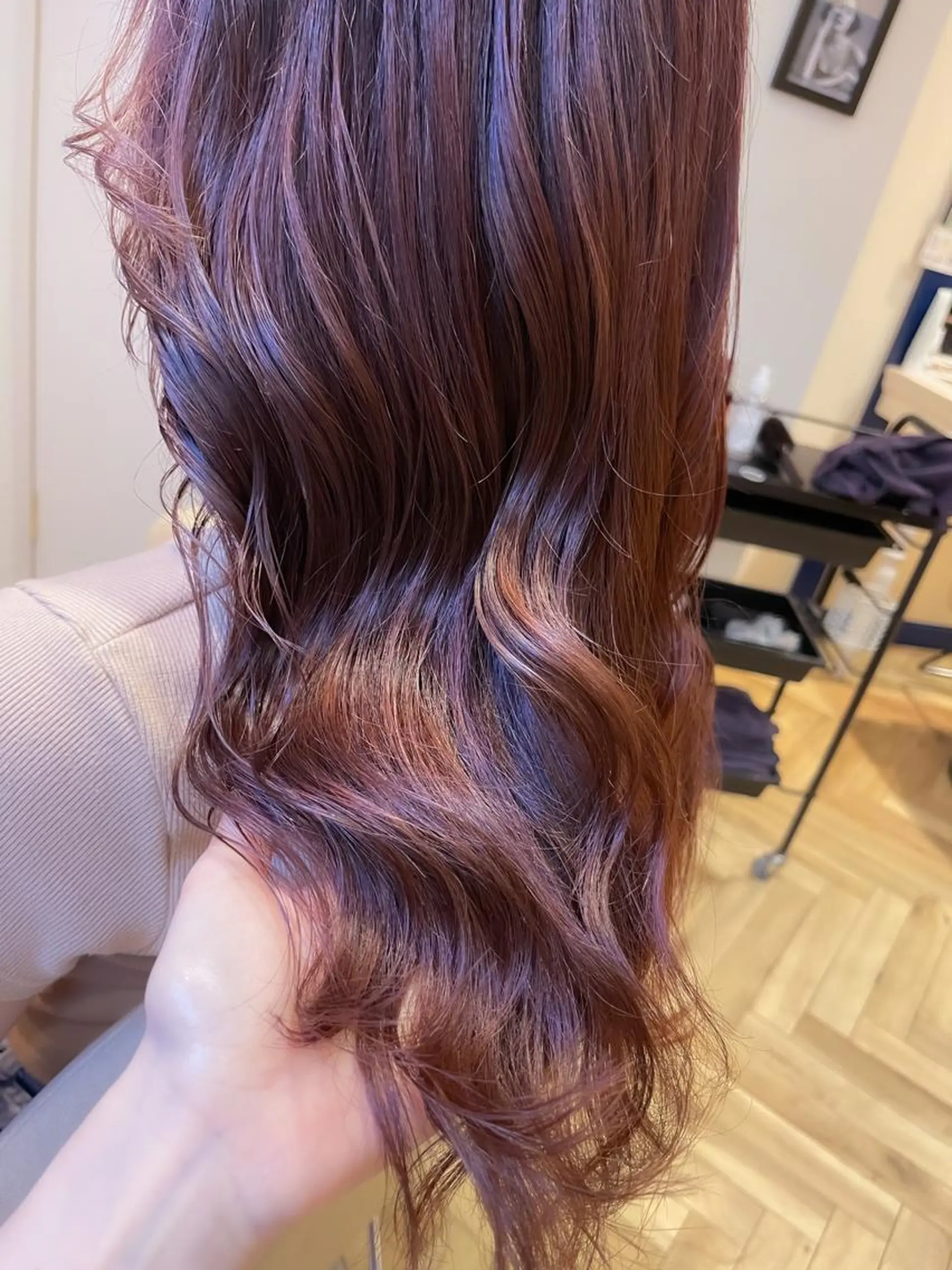 ロング カラー ベージュカラー ラベンダーカラー ラベンダーベージュ カット ヘアカラー トリートメント ヘッドスパ ヘアセット 佐々木 シホミのヘアスタイル