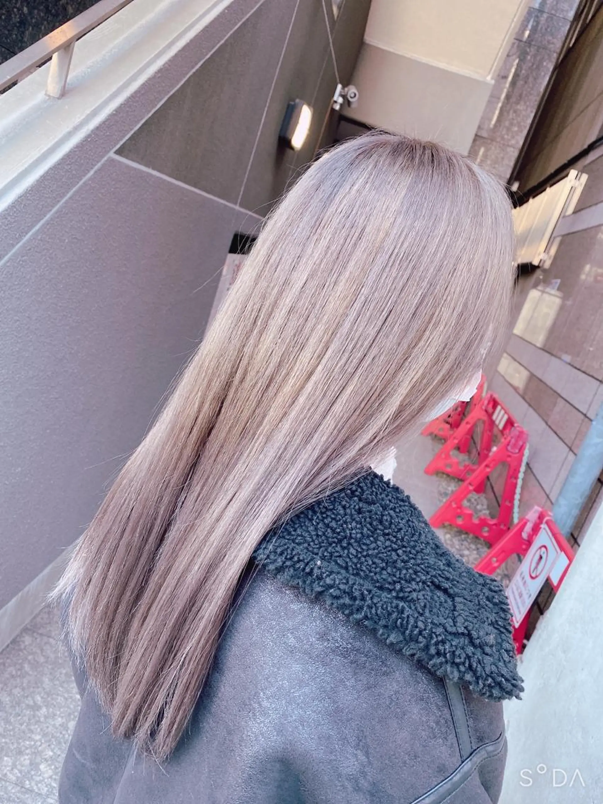 ロング ヨシダ フミノリのヘアスタイル