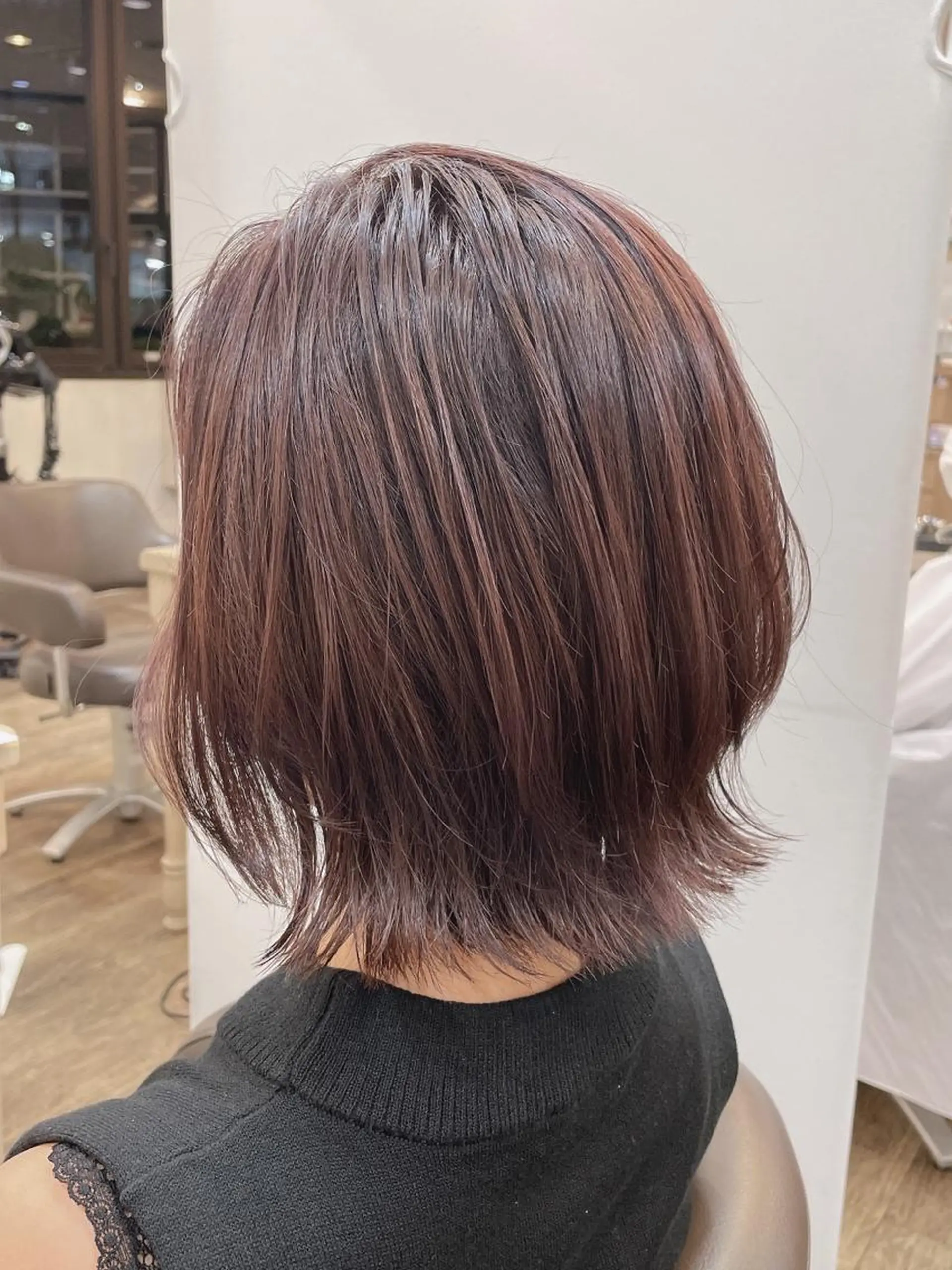 ショート カラー ベージュカラー イルミナカラー ピンクカラー ピンクベージュ カット ヘアカラー 尚平 髪質改善 大人のデザインカラーのその他イメージ