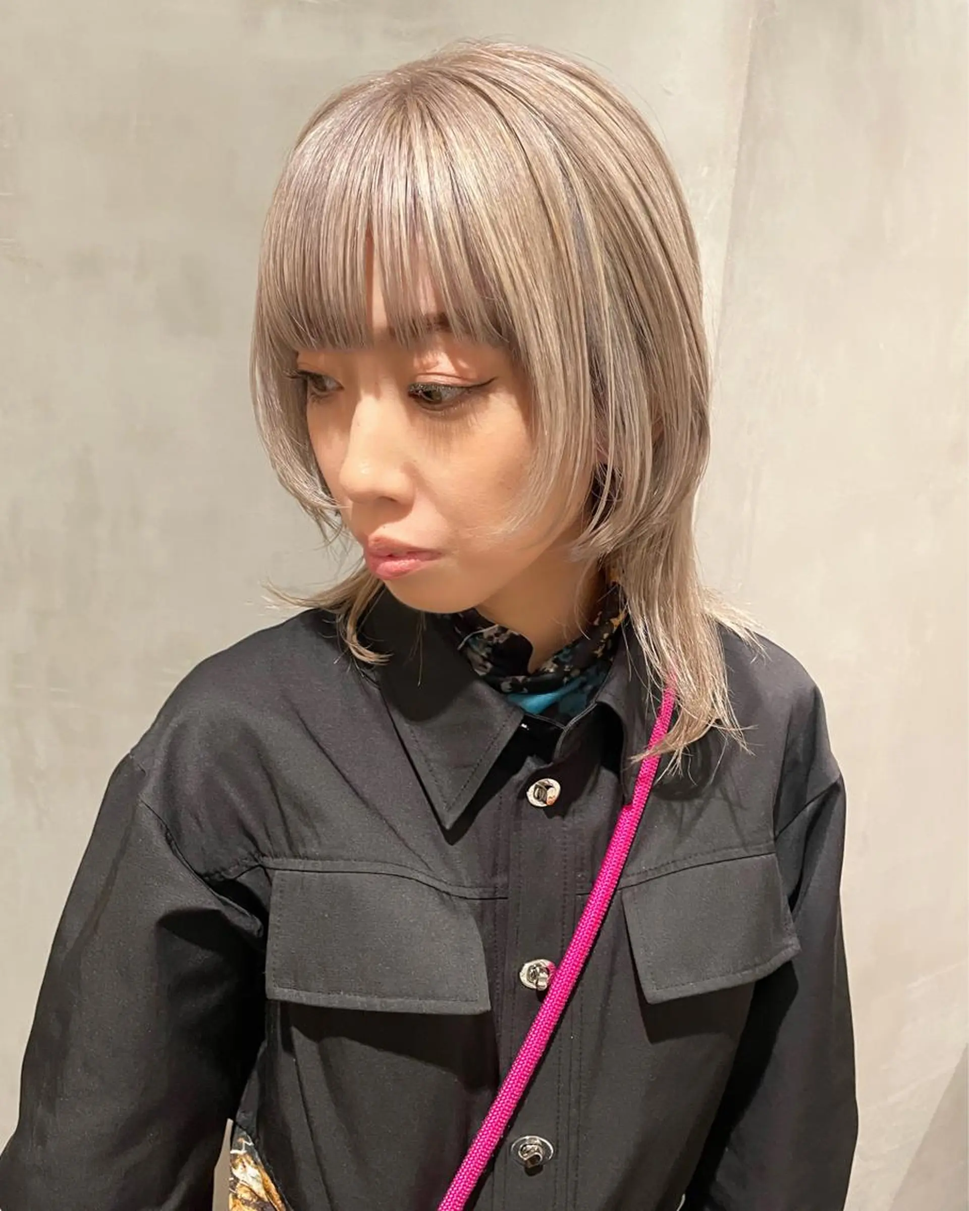 ミディアム カラー カット ヘアカラー トリートメント 優 作のヘアスタイル