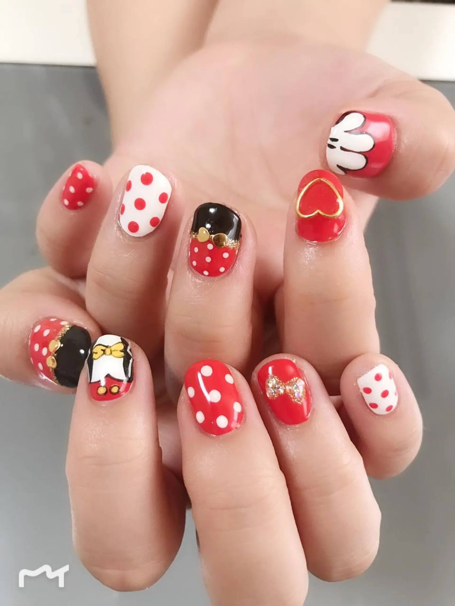 ネイル 持ち込み ハンドネイル Masuko Yasukaのネイルデザイン