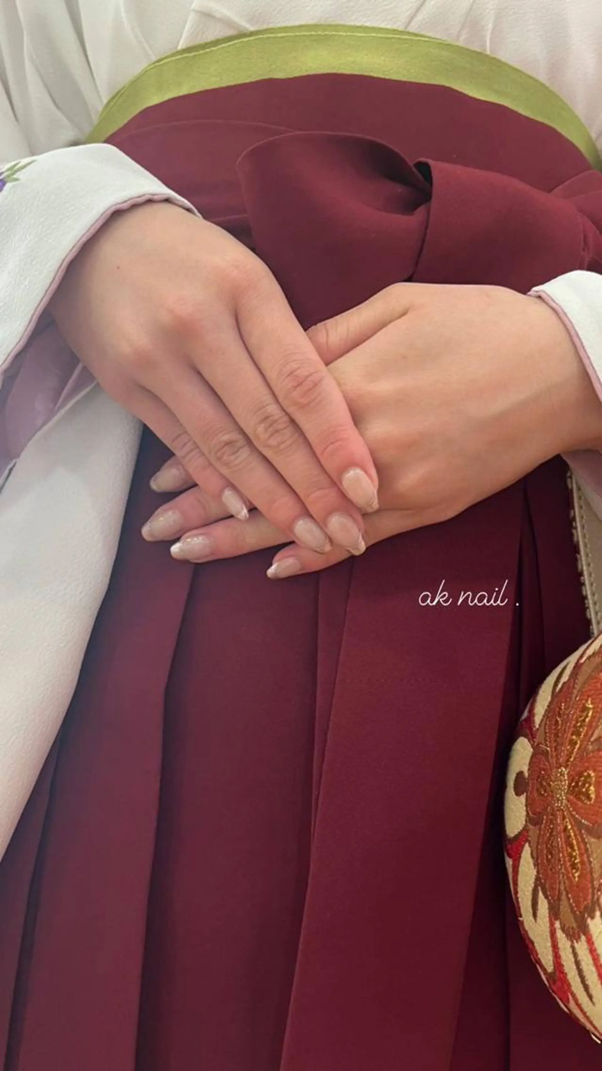 ミディアム ネイル ak nail .のネイルデザイン