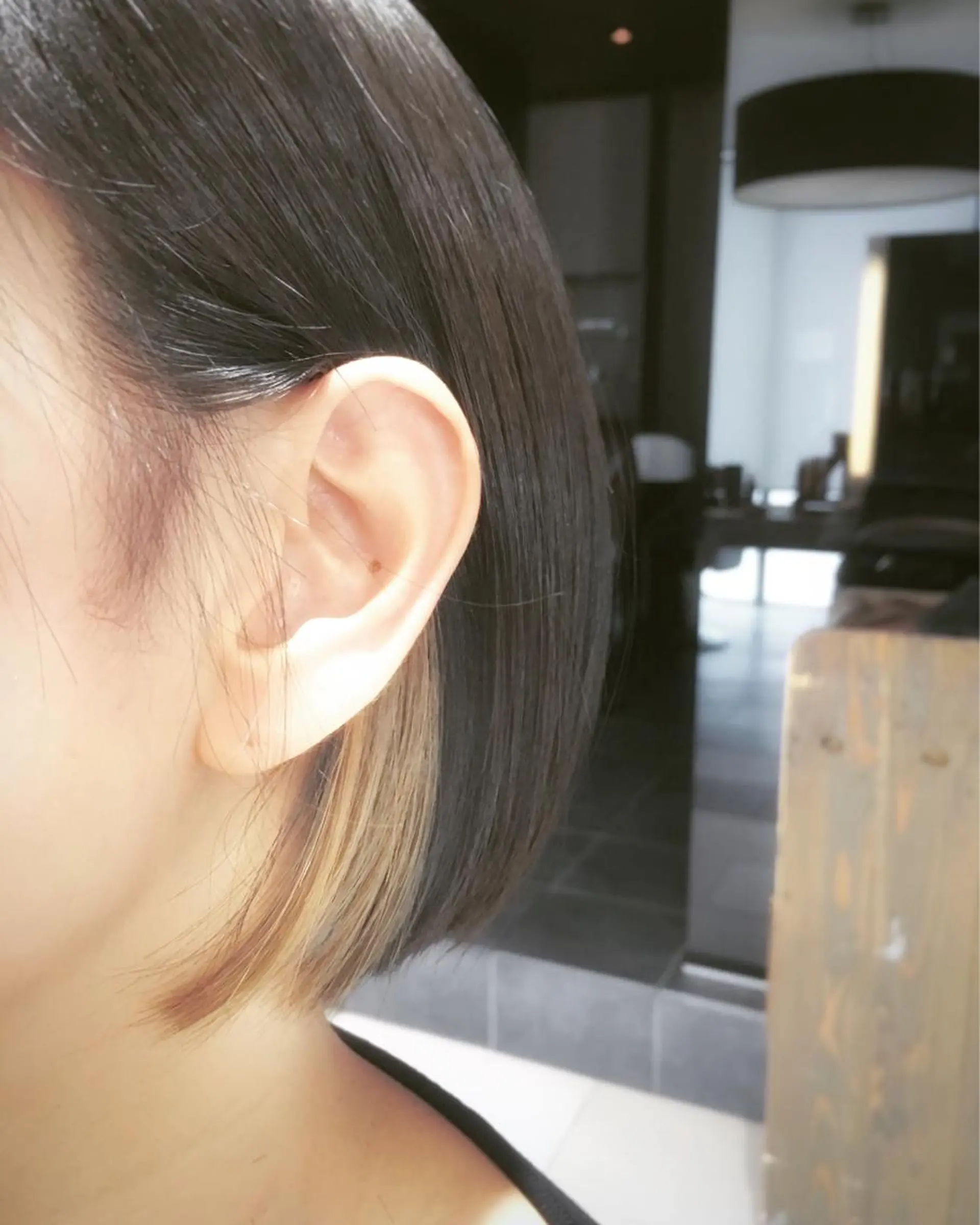 ミディアム neolive emのヘアスタイル