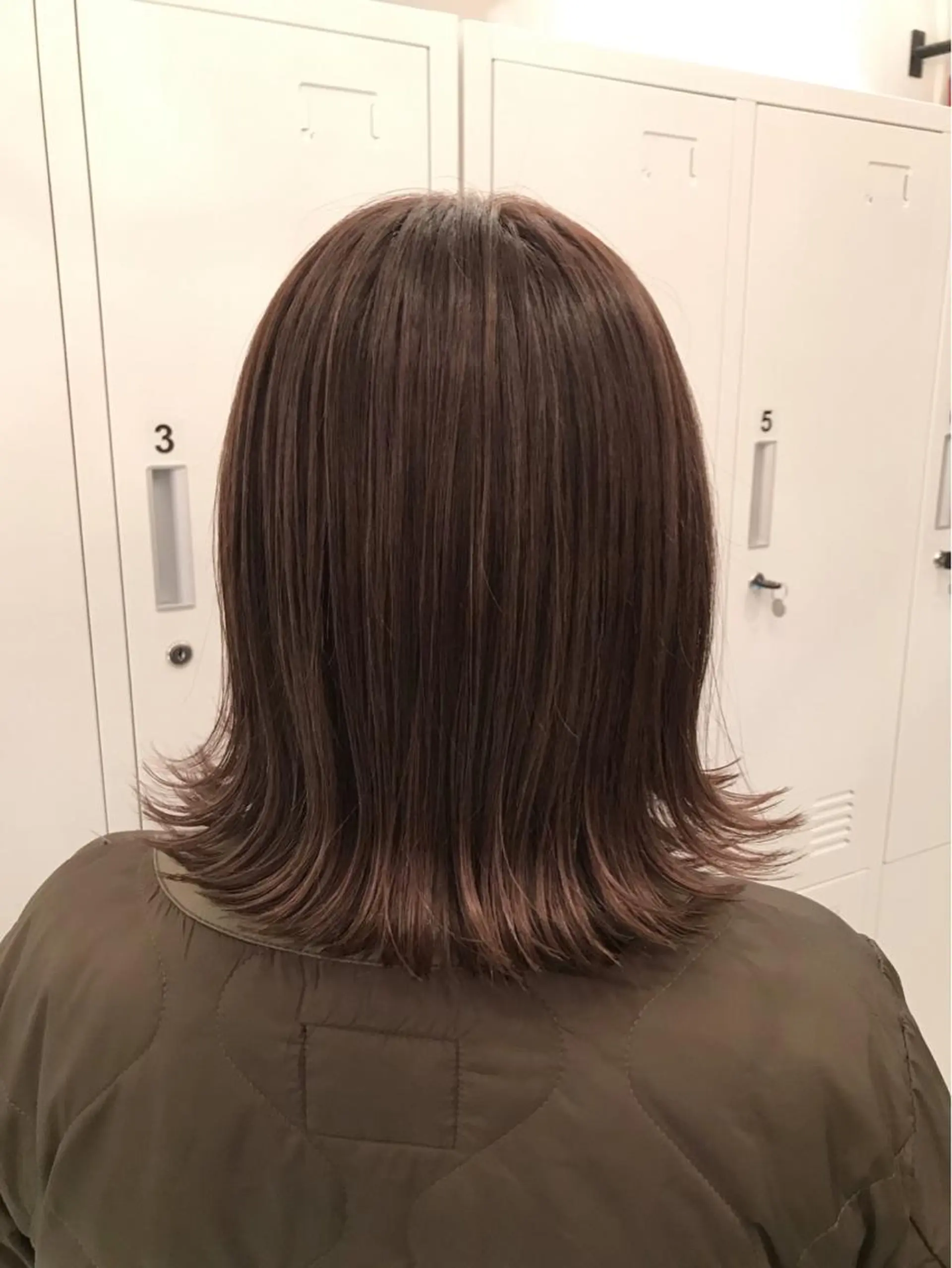 ミディアム カラー BEBE所属・ブリーチなし 透明感カラーKANAのヘアスタイル