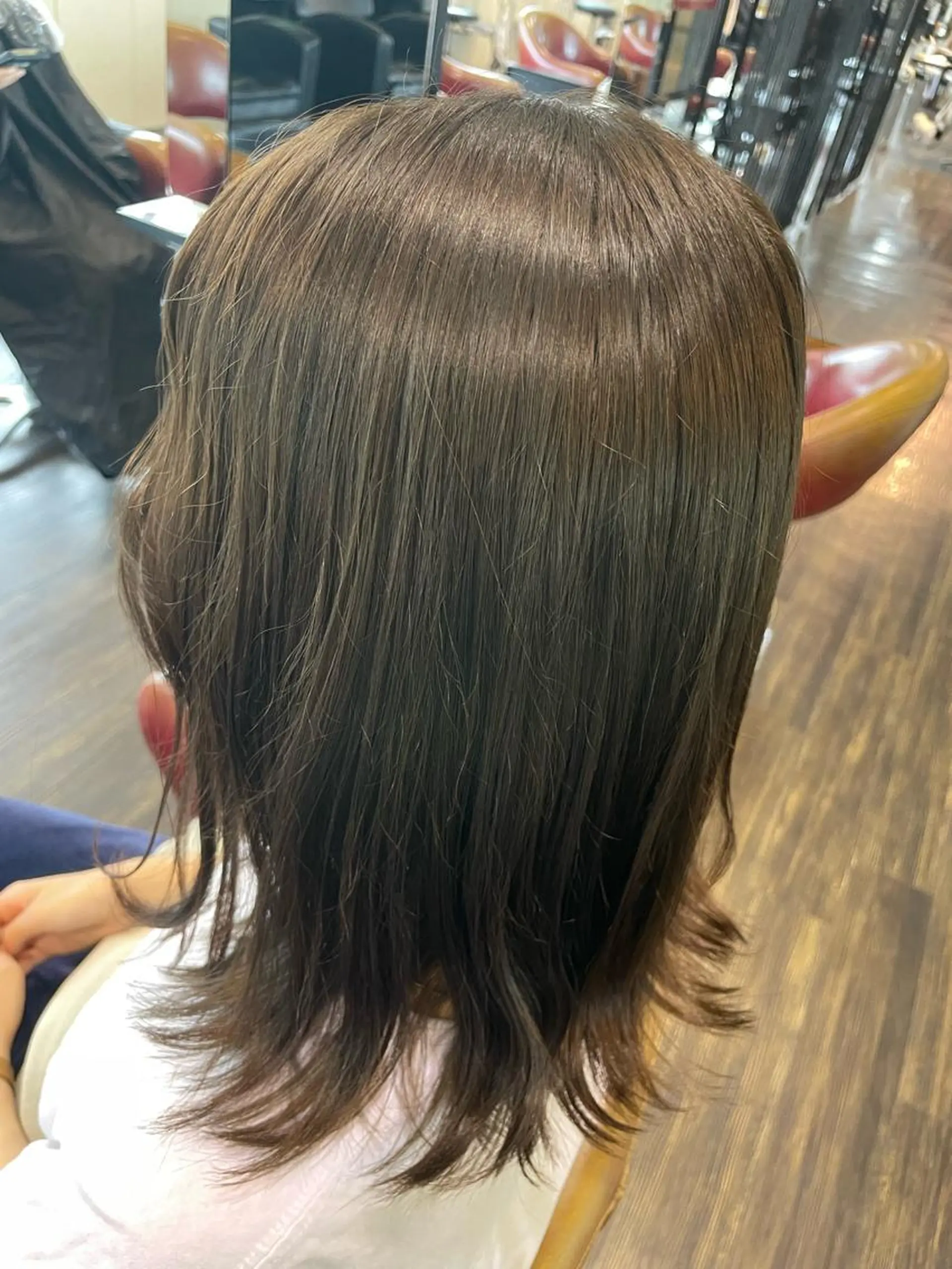 カラー ベージュカラー オリーブベージュ 佐藤 綾郁のヘアスタイル