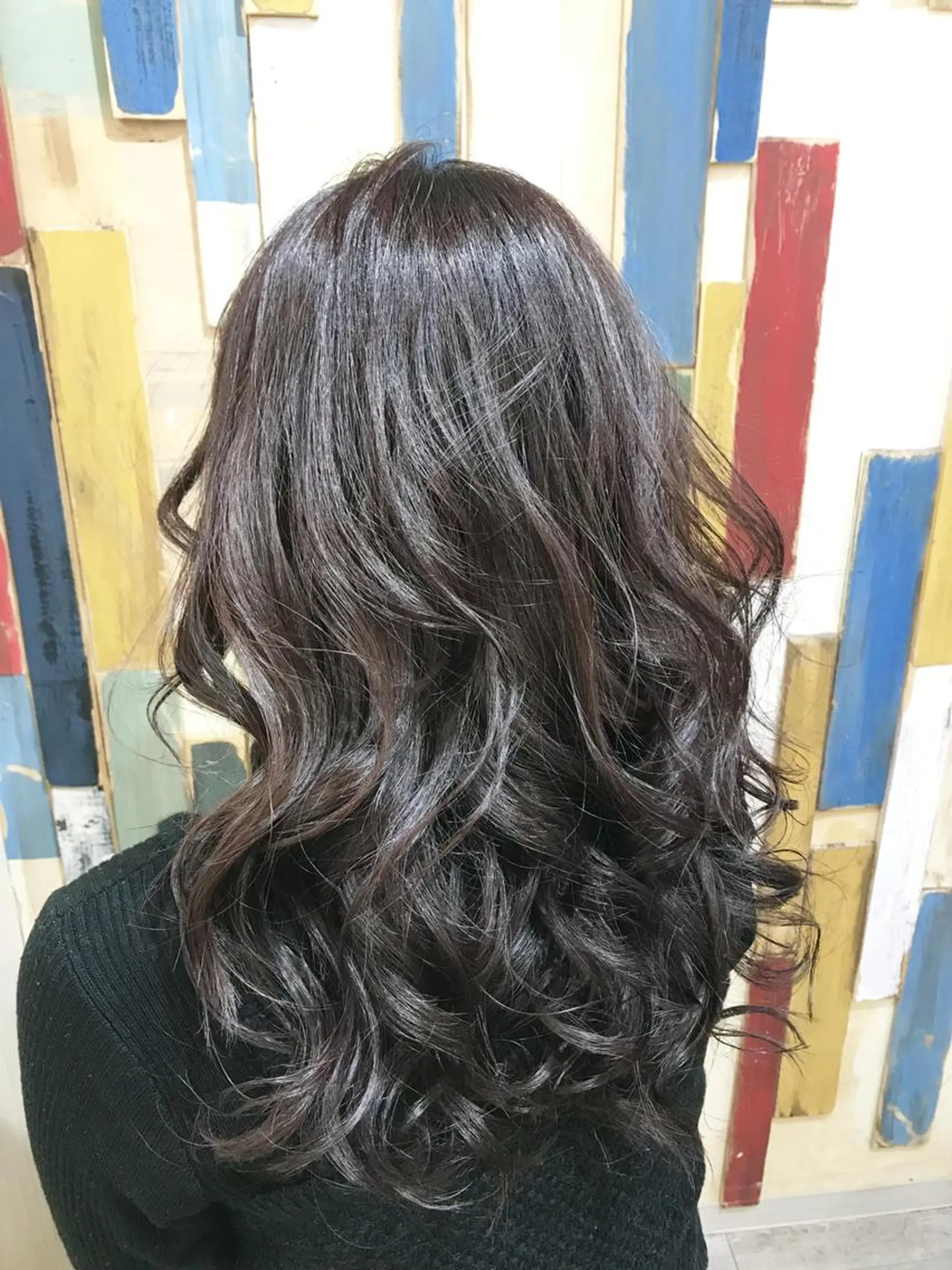 カラー 嶋村夏実🌼レイヤー 🌸白髪ぼかしのヘアスタイル