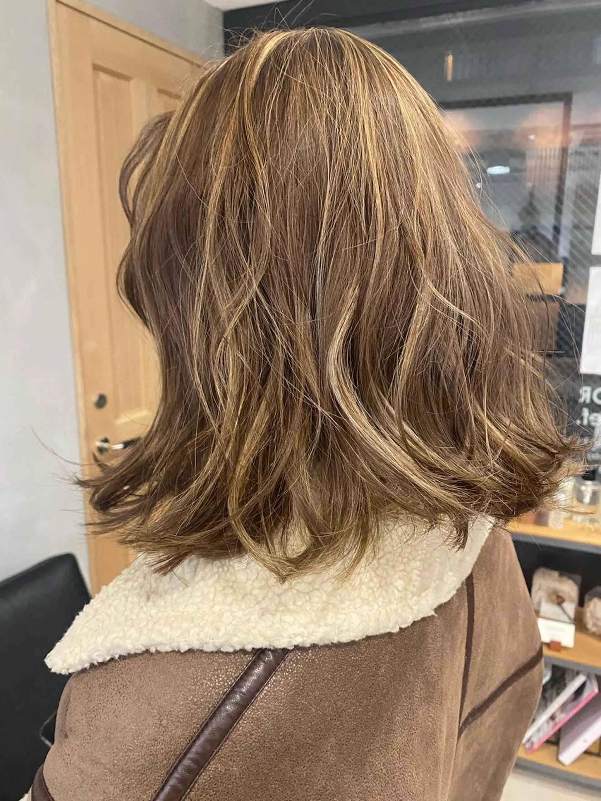 ミディアム ハイライト カット ヘアカラー 田村 りなのヘアスタイル